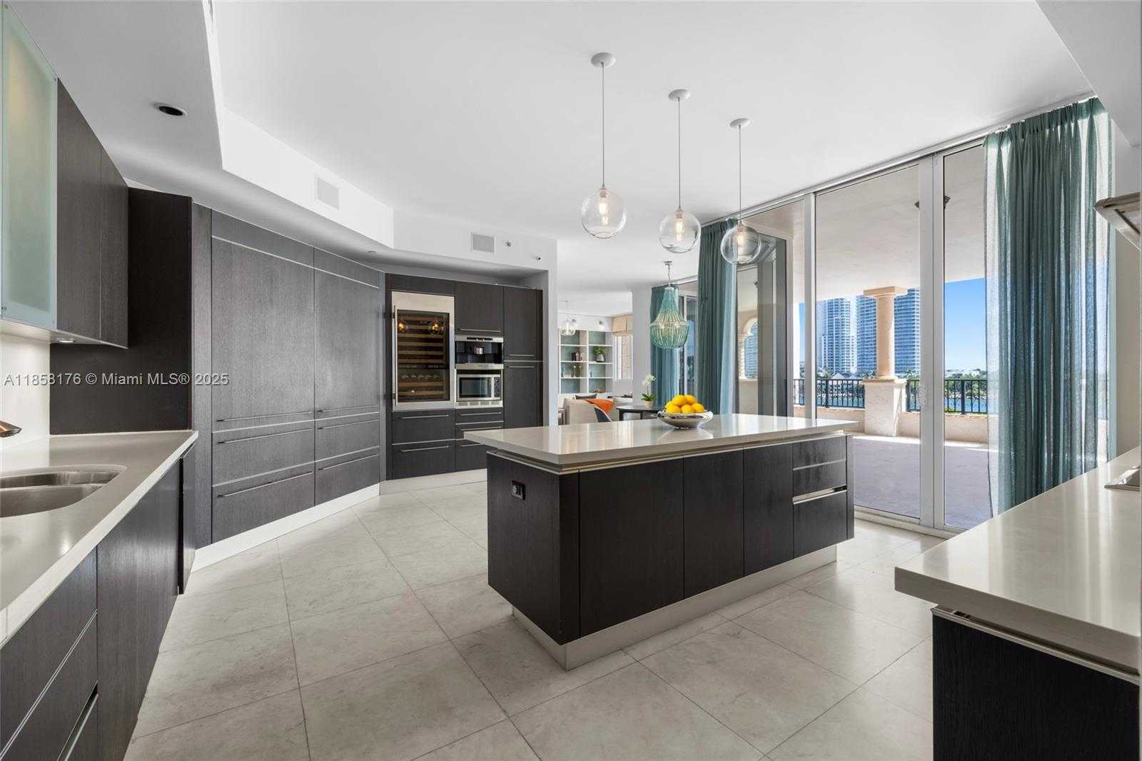 Small Image of 7133 FISHER ISLAND DR #7133, Miami Beach Number 17
