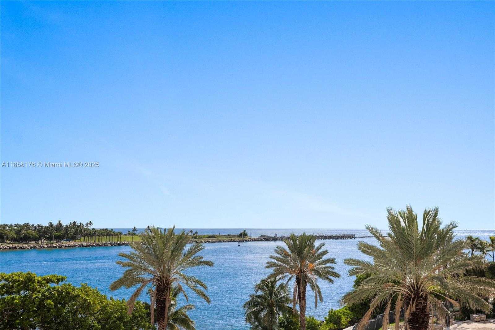 Small Image of 7133 FISHER ISLAND DR #7133, Miami Beach Number 27