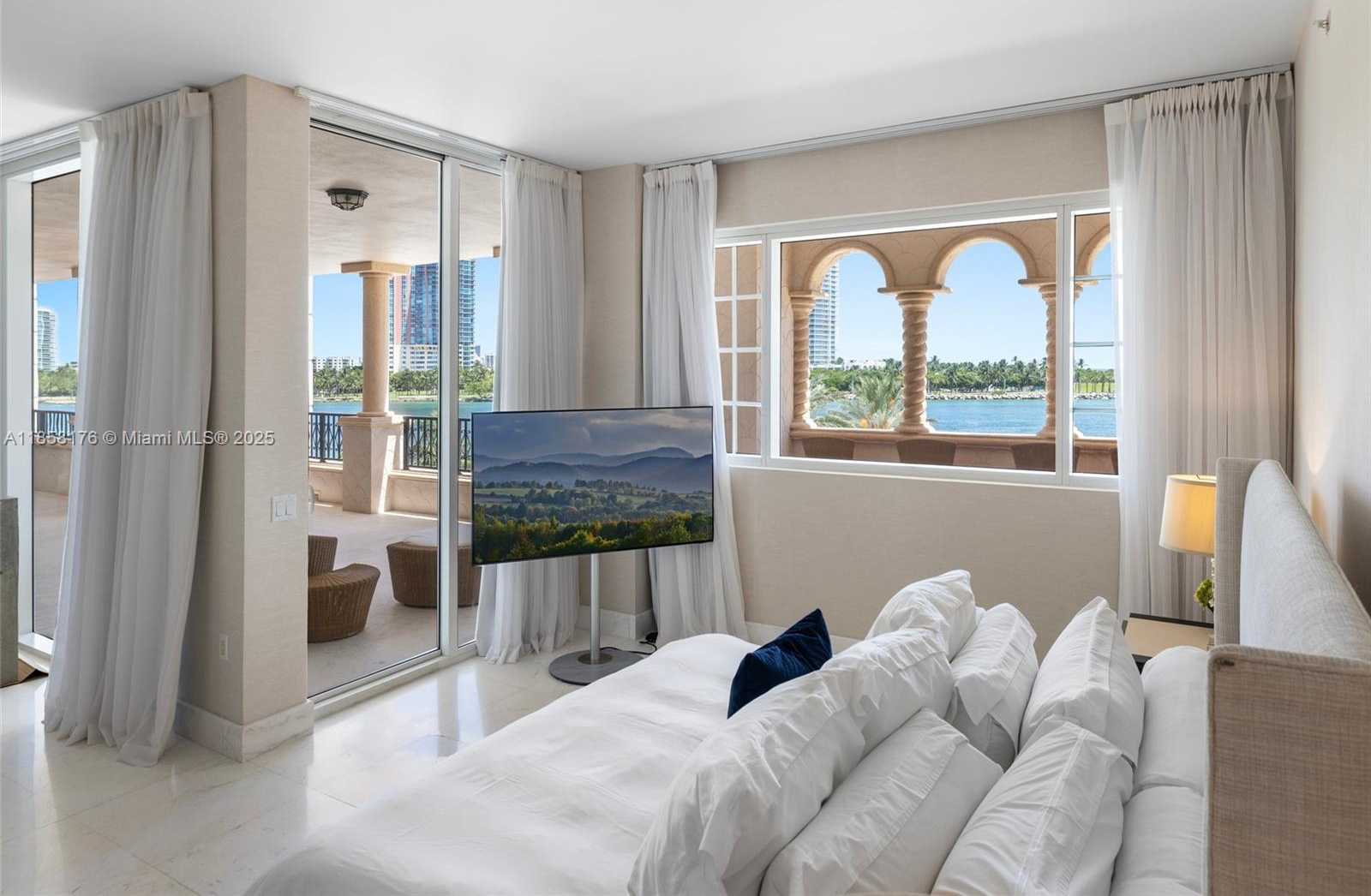 Small Image of 7133 FISHER ISLAND DR #7133, Miami Beach Number 29