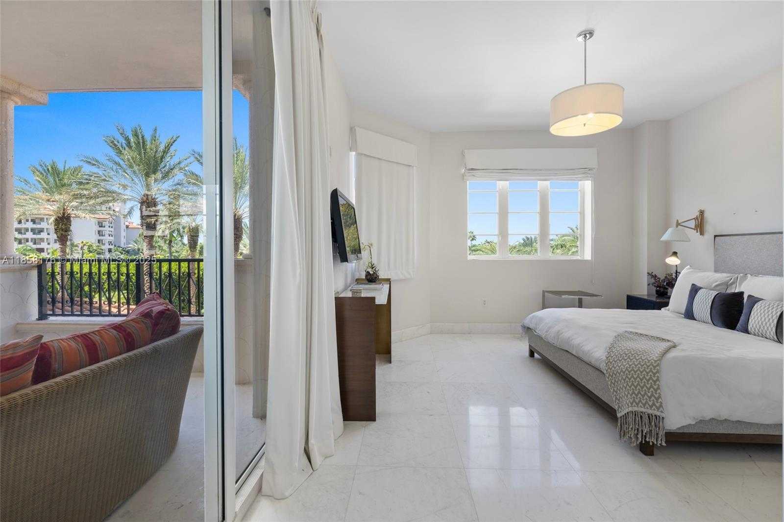 Small Image of 7133 FISHER ISLAND DR #7133, Miami Beach Number 38