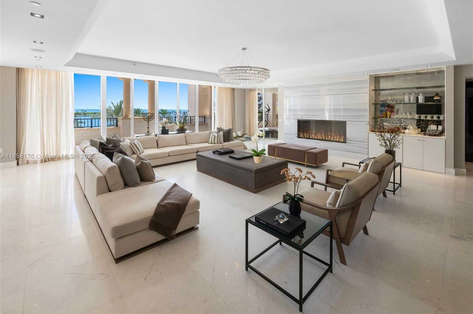 Small Image of 7133 FISHER ISLAND DR #7133, Miami Beach Number 4