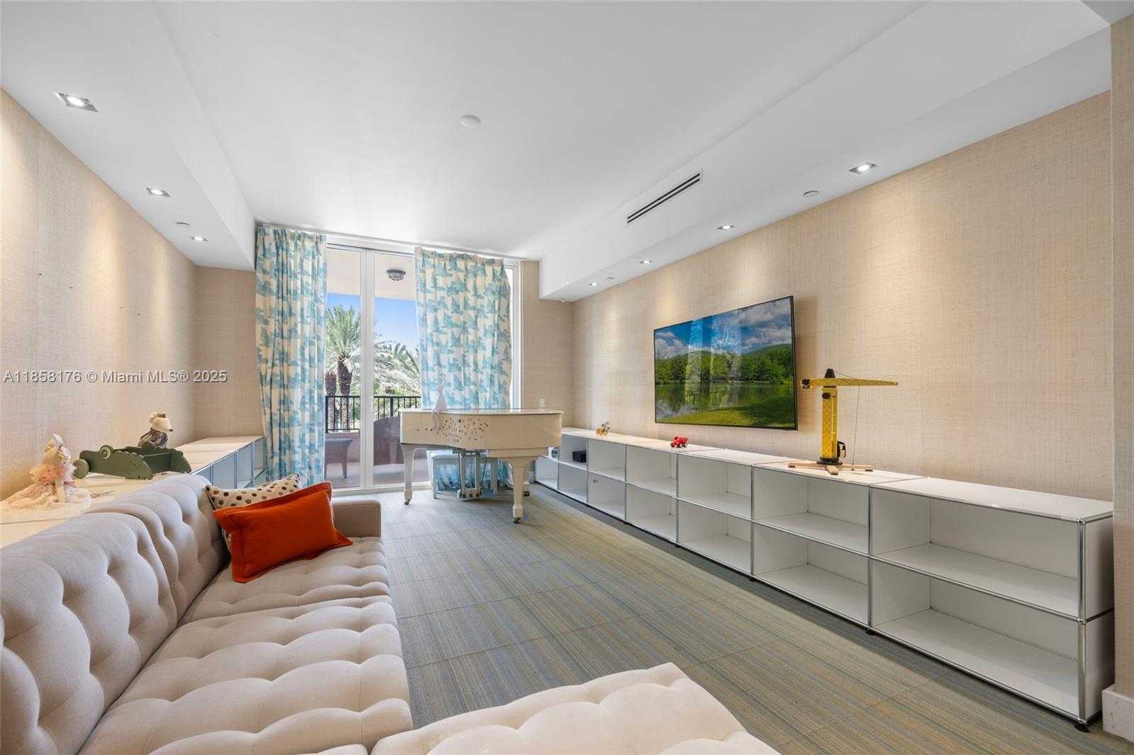 Small Image of 7133 FISHER ISLAND DR #7133, Miami Beach Number 56