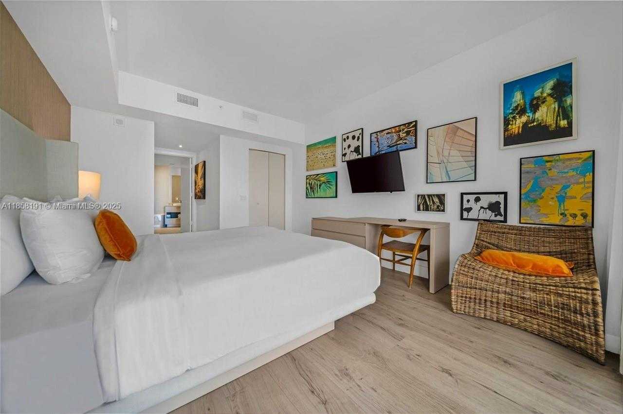 Small Image of 4111 SOUTH OCEAN DR #2607, Hollywood Number 12