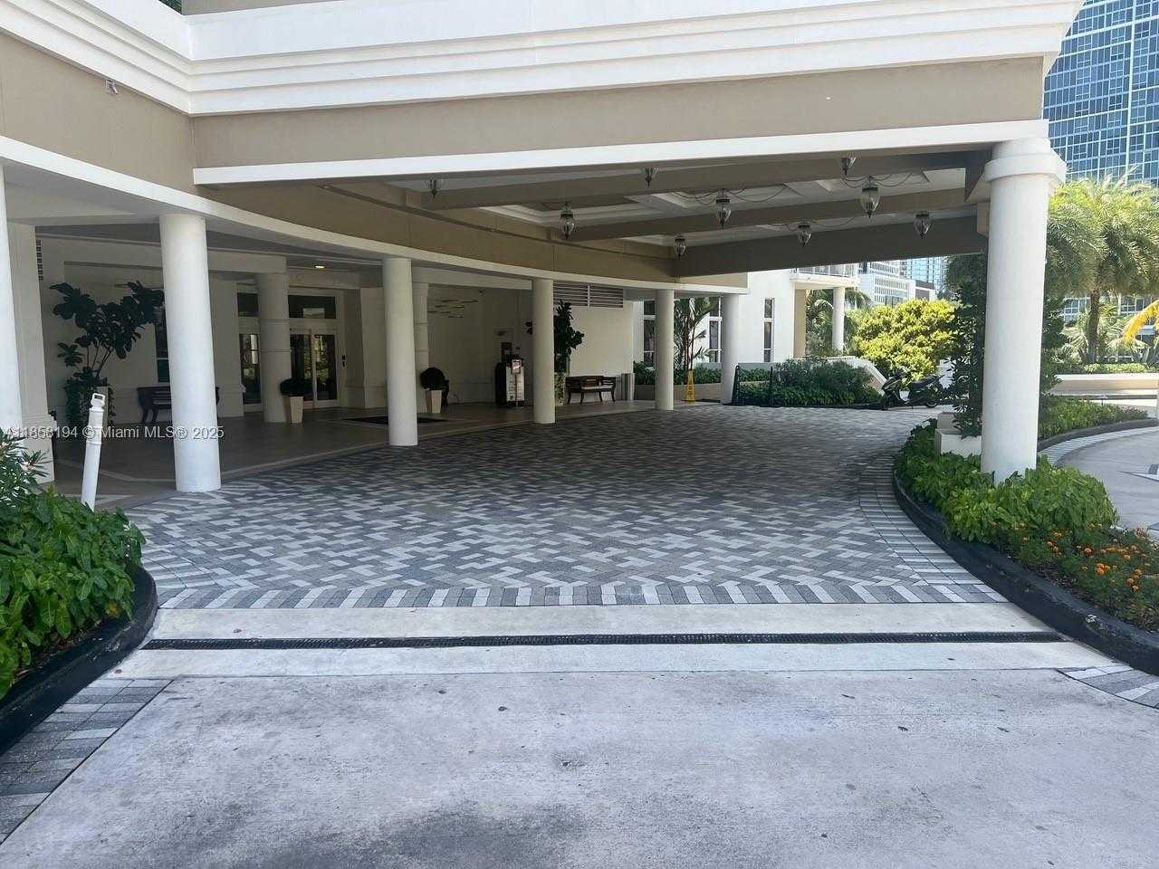 Small Image of 701 BRICKELL KEY BLVD #1603, Miami Number 22