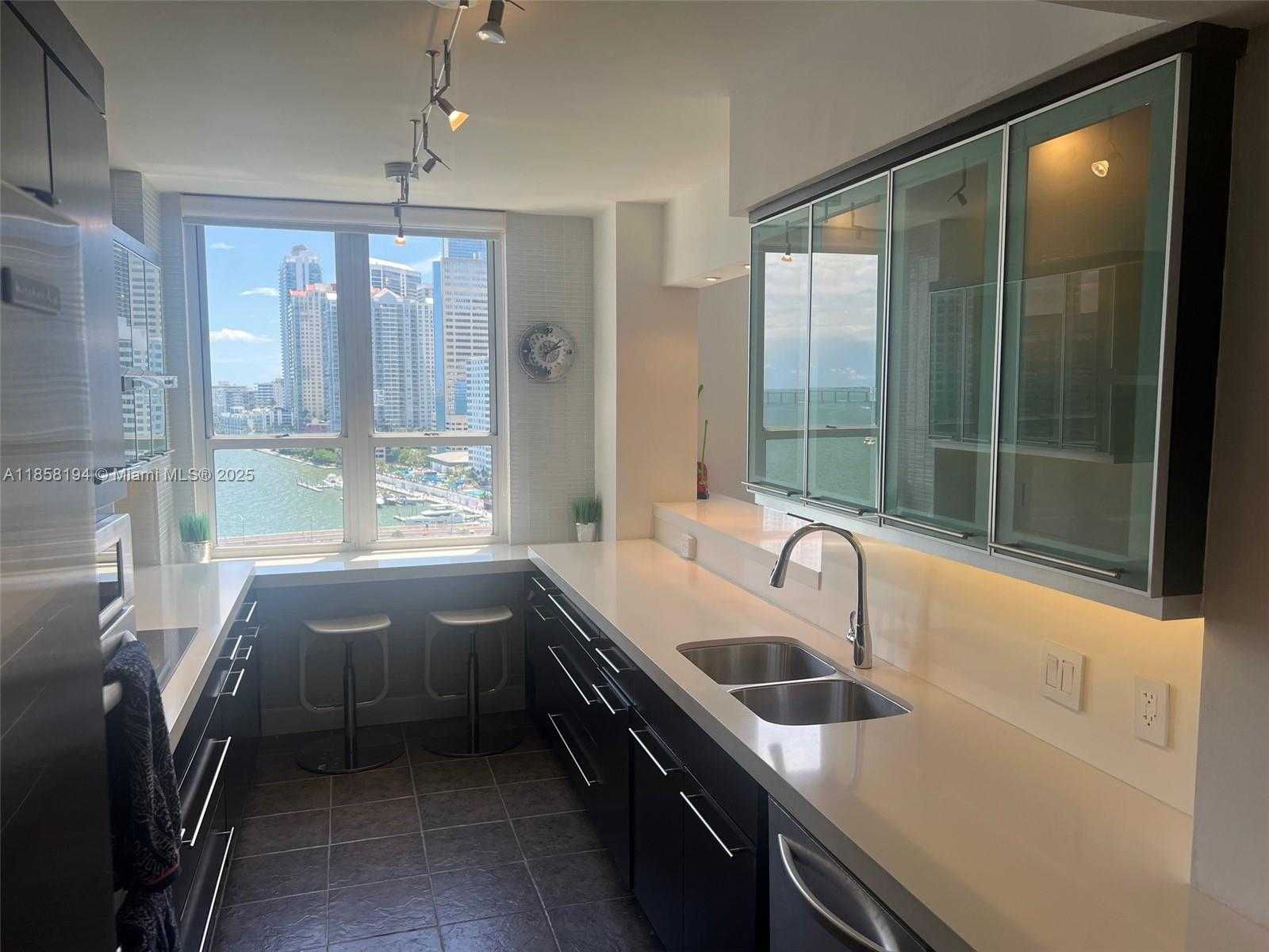 Small Image of 701 BRICKELL KEY BLVD #1603, Miami Number 6