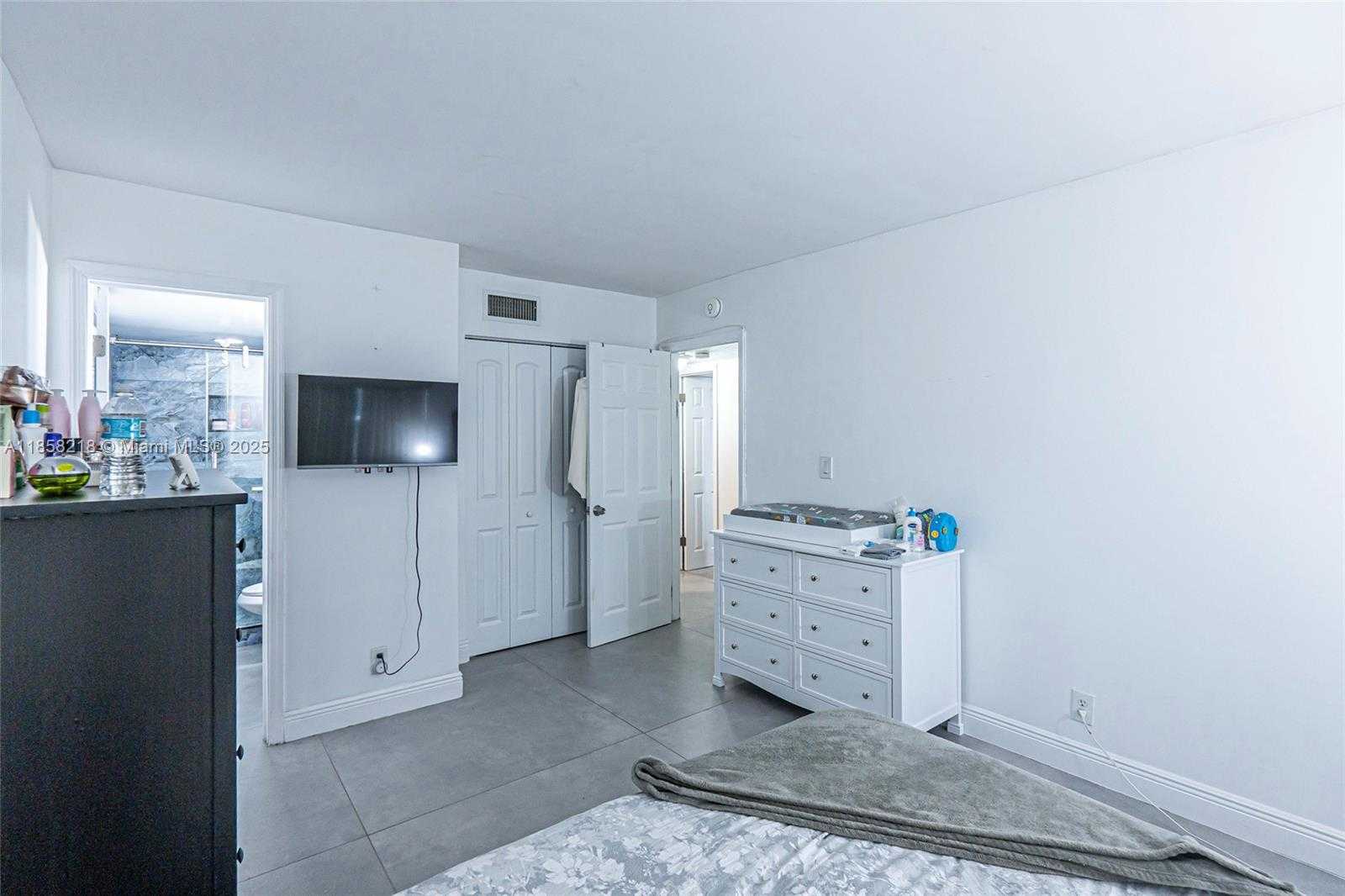 Small Image of 1425 ARTHUR ST #116B, Hollywood Number 19