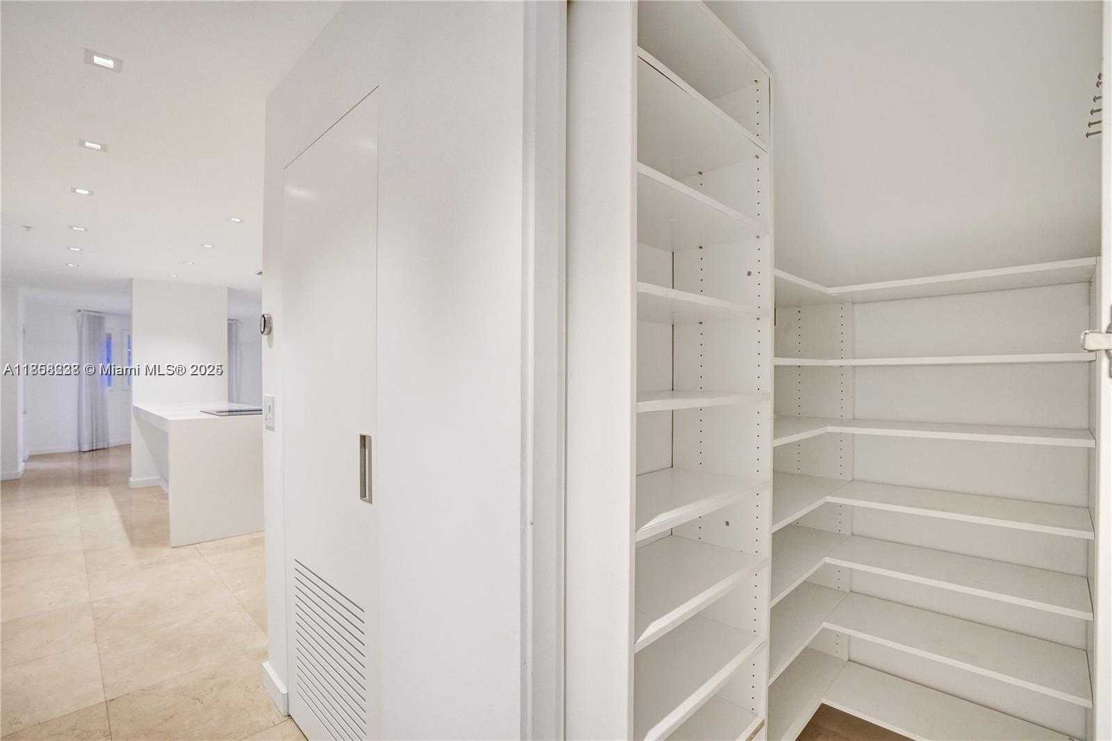 Small Image of 1415 SUNSET HARBOUR DR #202, Miami Beach Number 16