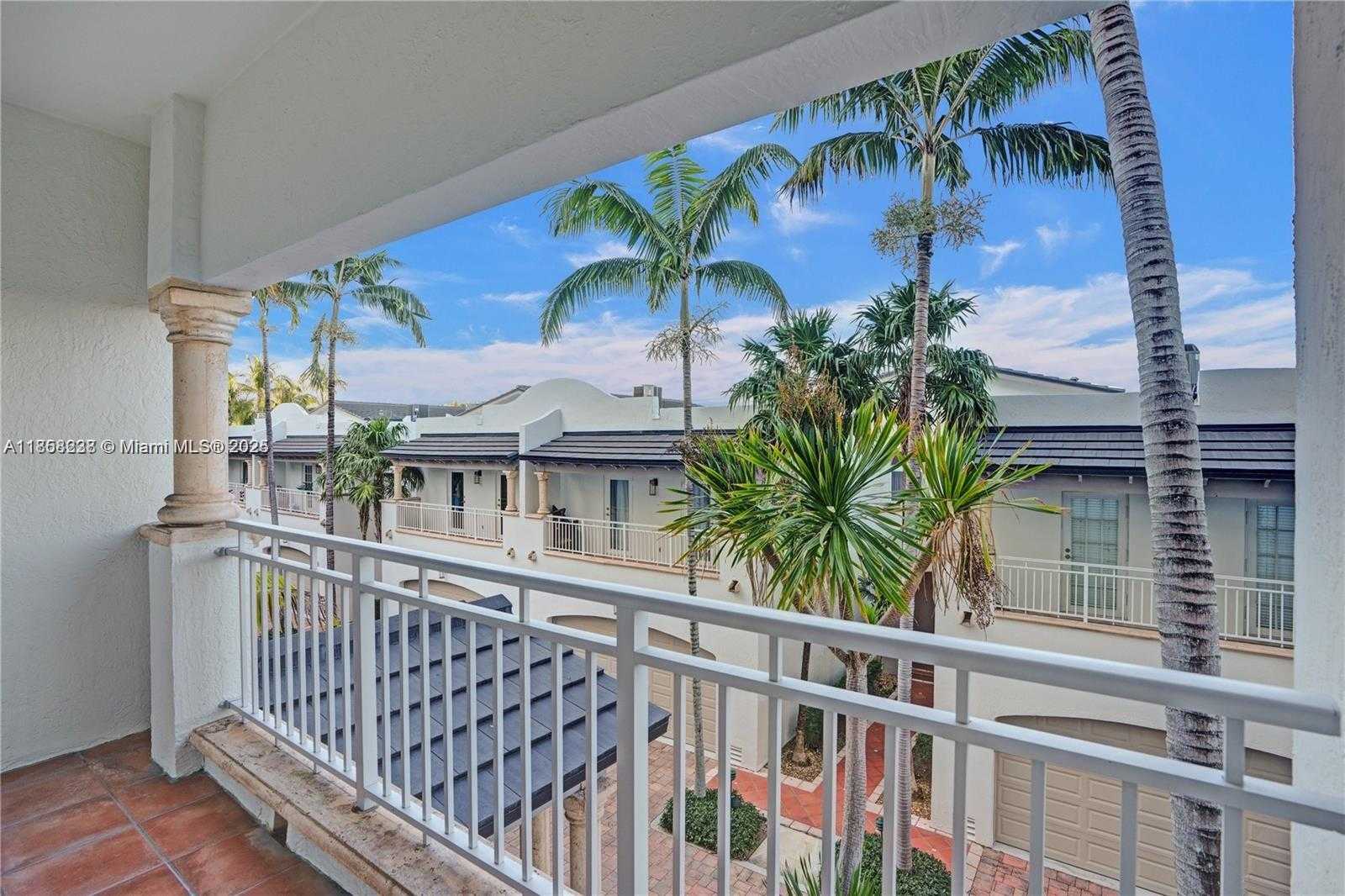 Small Image of 1415 SUNSET HARBOUR DR #202, Miami Beach Number 27