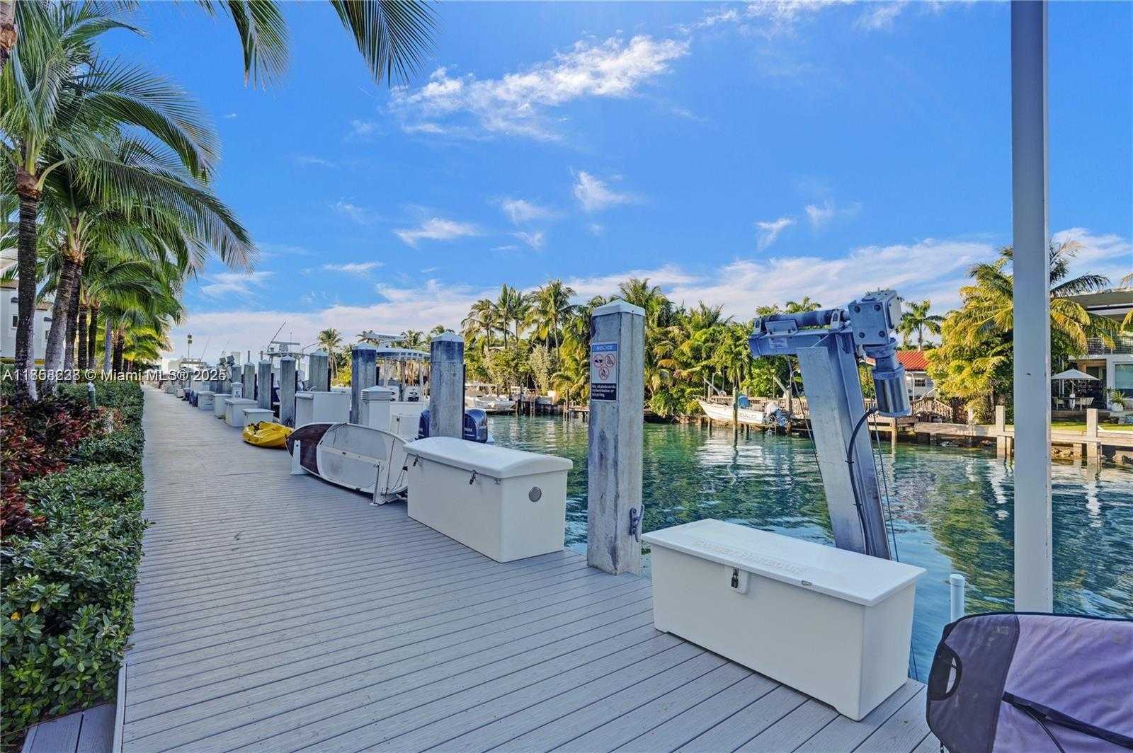 Small Image of 1415 SUNSET HARBOUR DR #202, Miami Beach Number 39