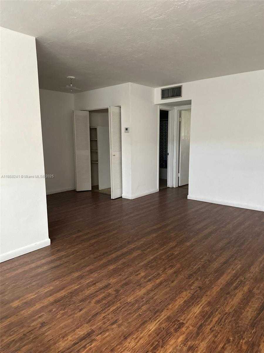 Small Image of 12590 NORTH EAST 16TH AVE #405, North Miami Number 4
