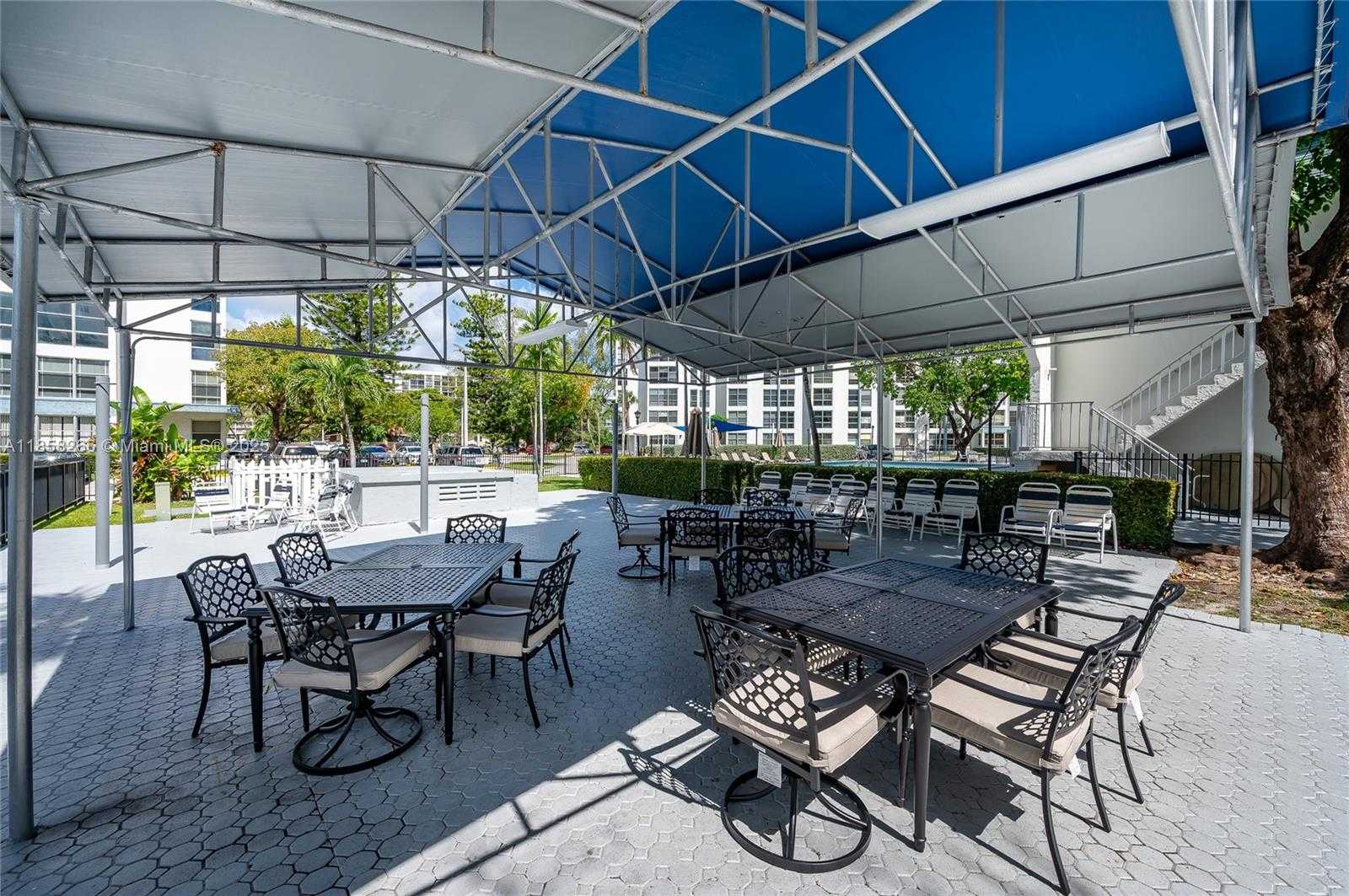 Small Image of 17570 ATLANTIC BLVD #318, Sunny Isles Beach Number 24