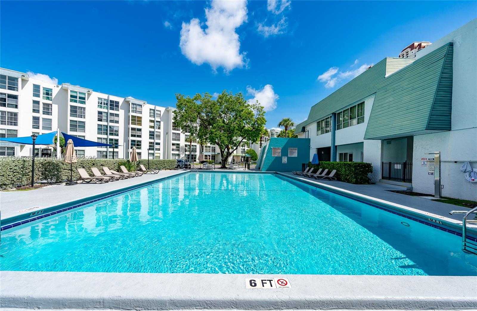 Small Image of 17570 ATLANTIC BLVD #318, Sunny Isles Beach Number 26