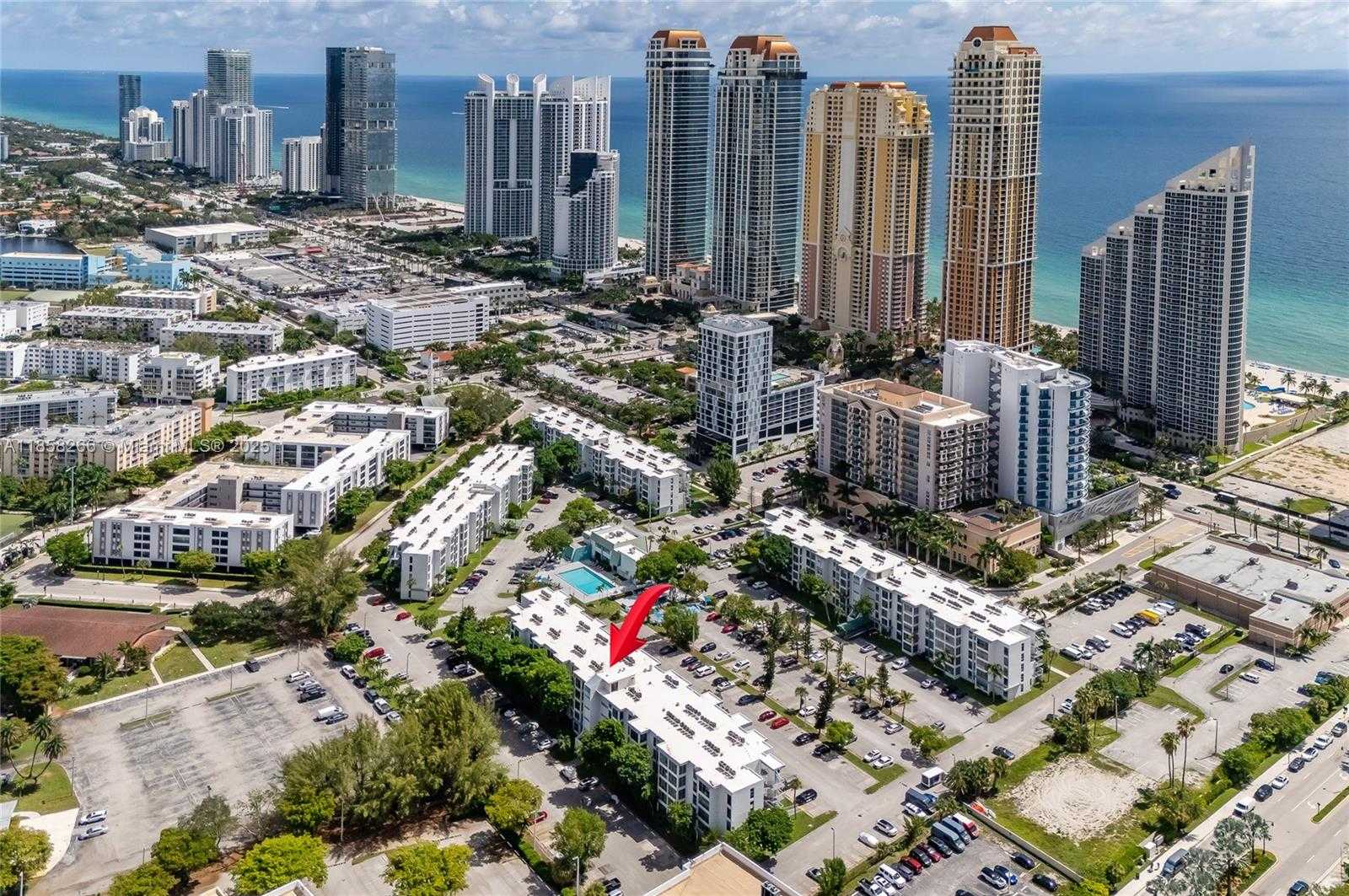 Small Image of 17570 ATLANTIC BLVD #318, Sunny Isles Beach Number 28