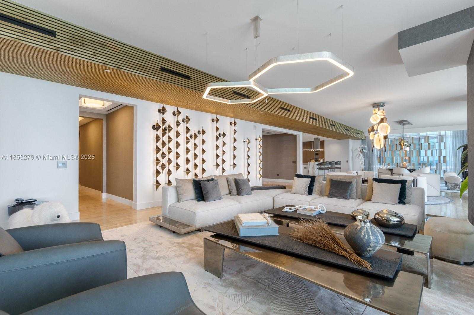 Small Image of 18501 COLLINS AVE #1401/02, Sunny Isles Beach Number 14