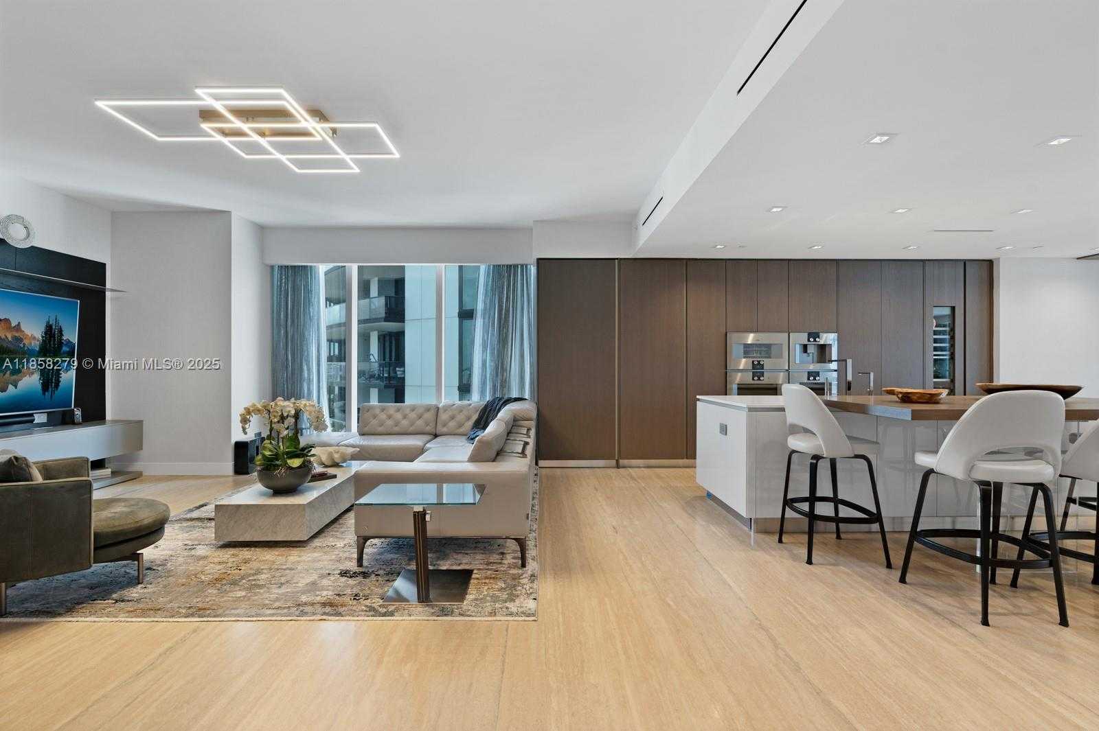 Small Image of 18501 COLLINS AVE #1401/02, Sunny Isles Beach Number 15