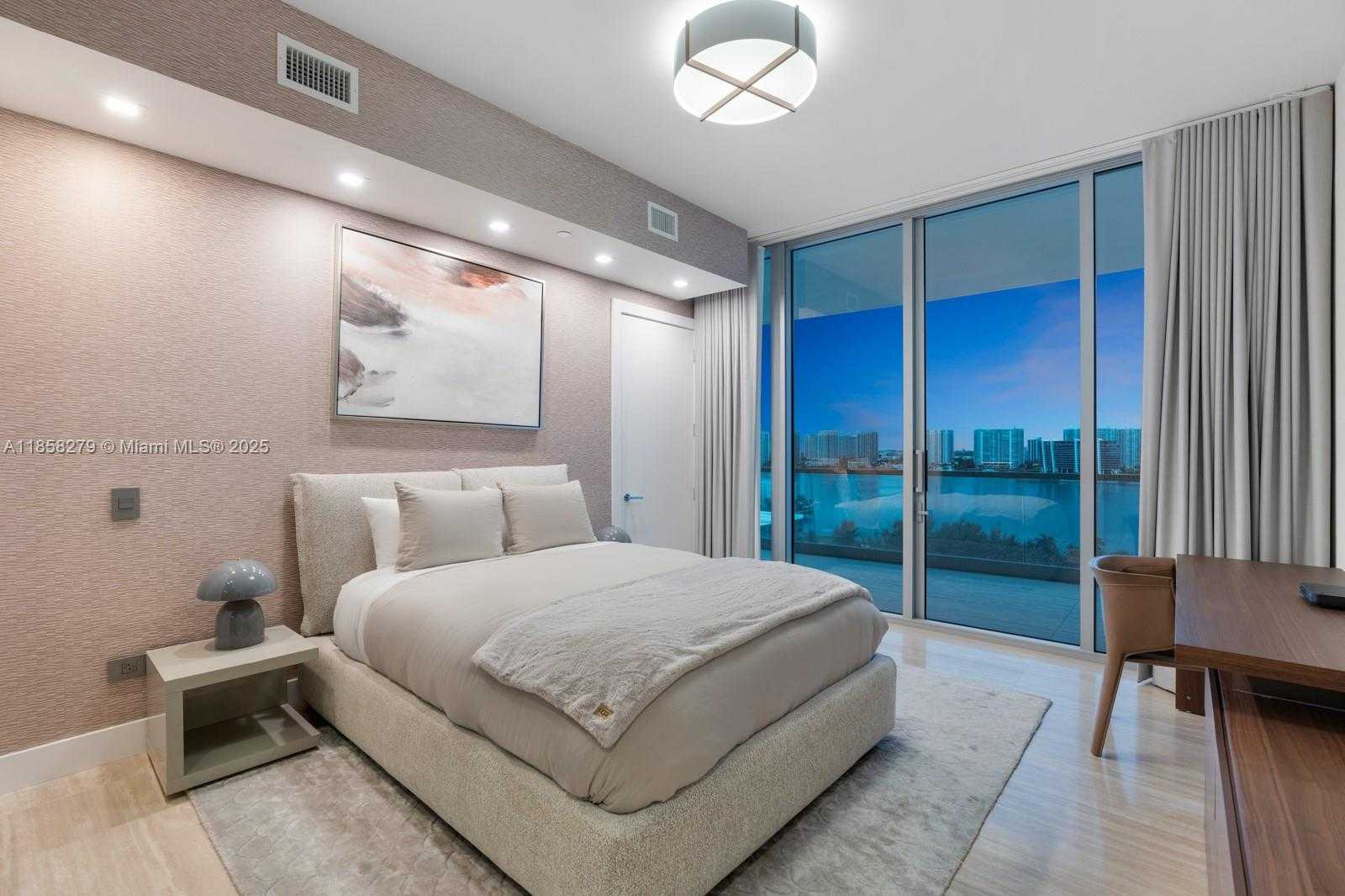 Small Image of 18501 COLLINS AVE #1401/02, Sunny Isles Beach Number 34