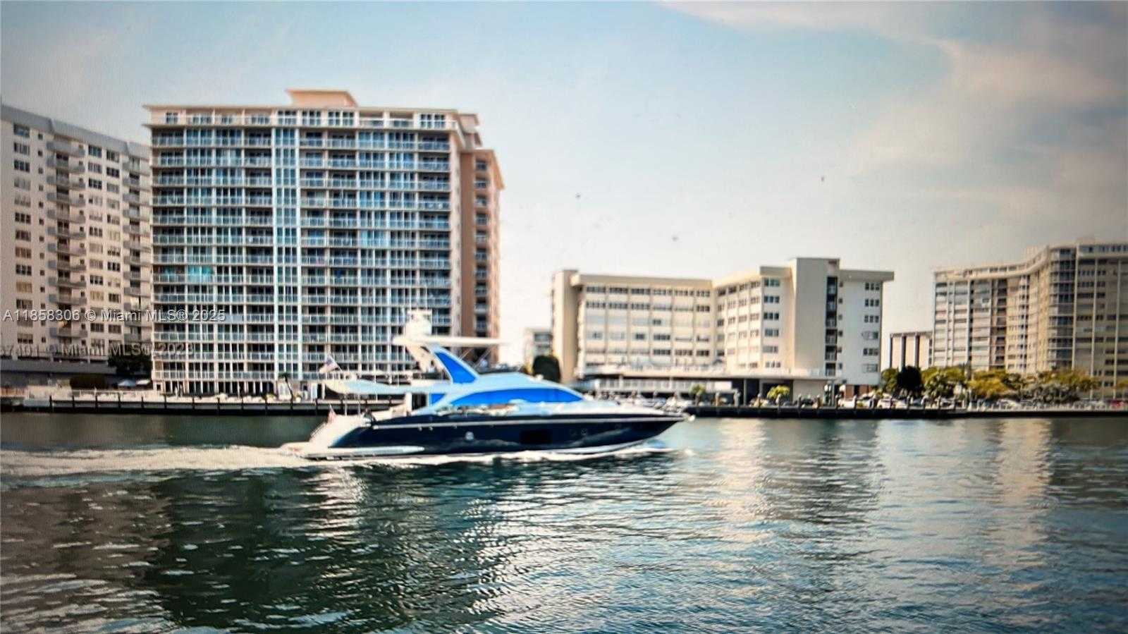 Small Image of 1913 SOUTH OCEAN DR #111, Hallandale Beach Number 13