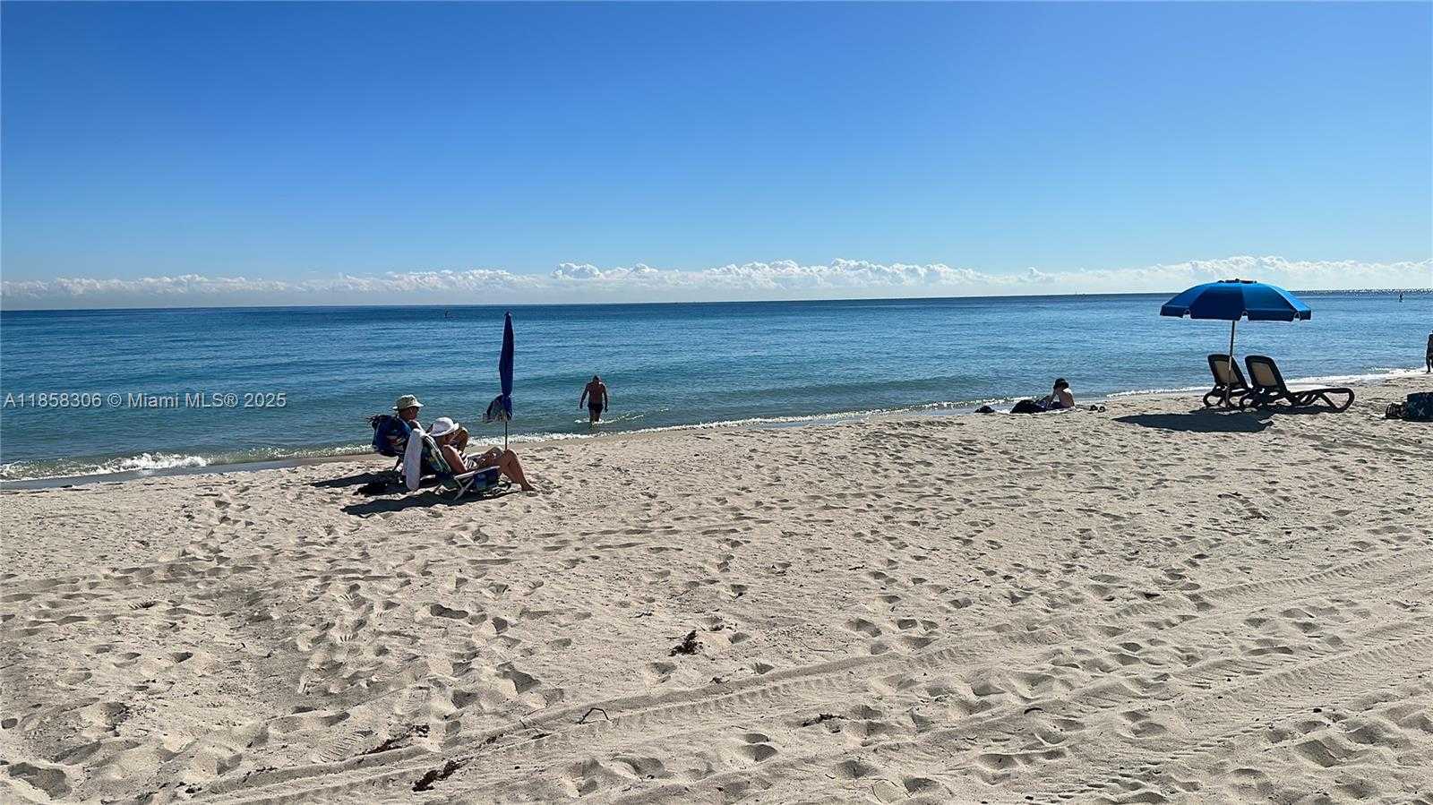 Small Image of 1913 SOUTH OCEAN DR #111, Hallandale Beach Number 20