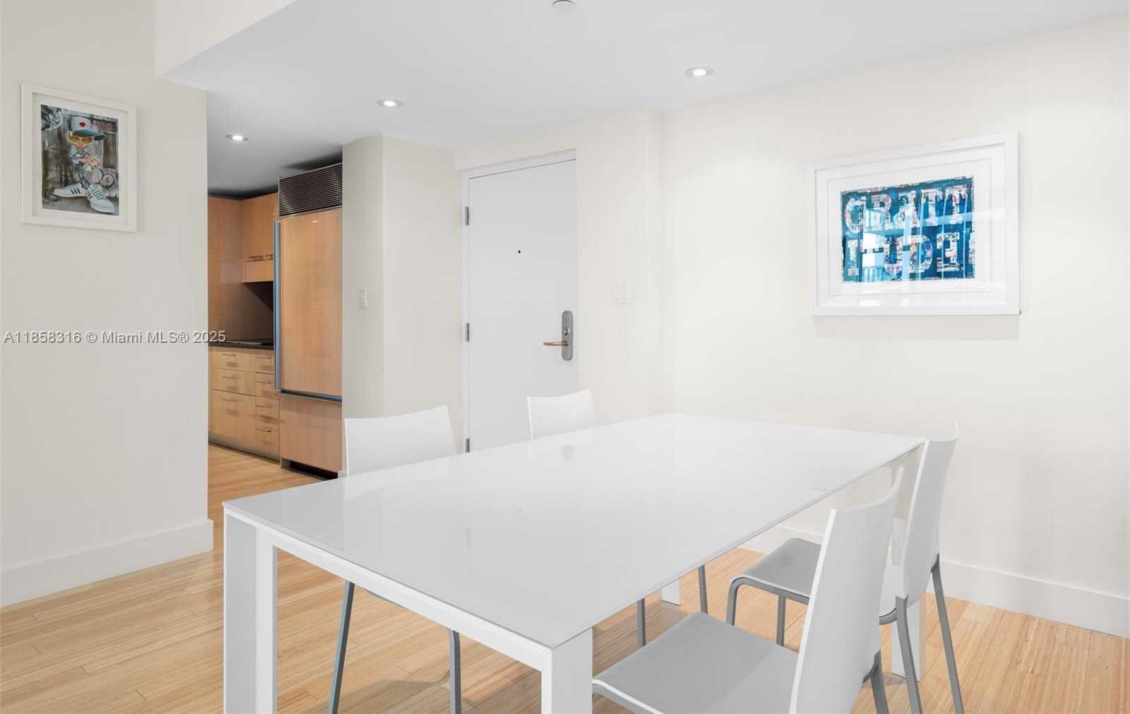 Small Image of 6801 COLLINS AVE #Door1409 (deed 1401), Miami Beach Number 18