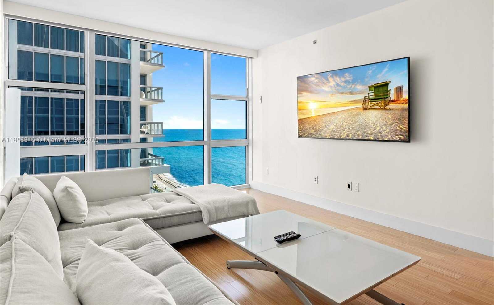 Small Image of 6801 COLLINS AVE #Door1409 (deed 1401), Miami Beach Number 3