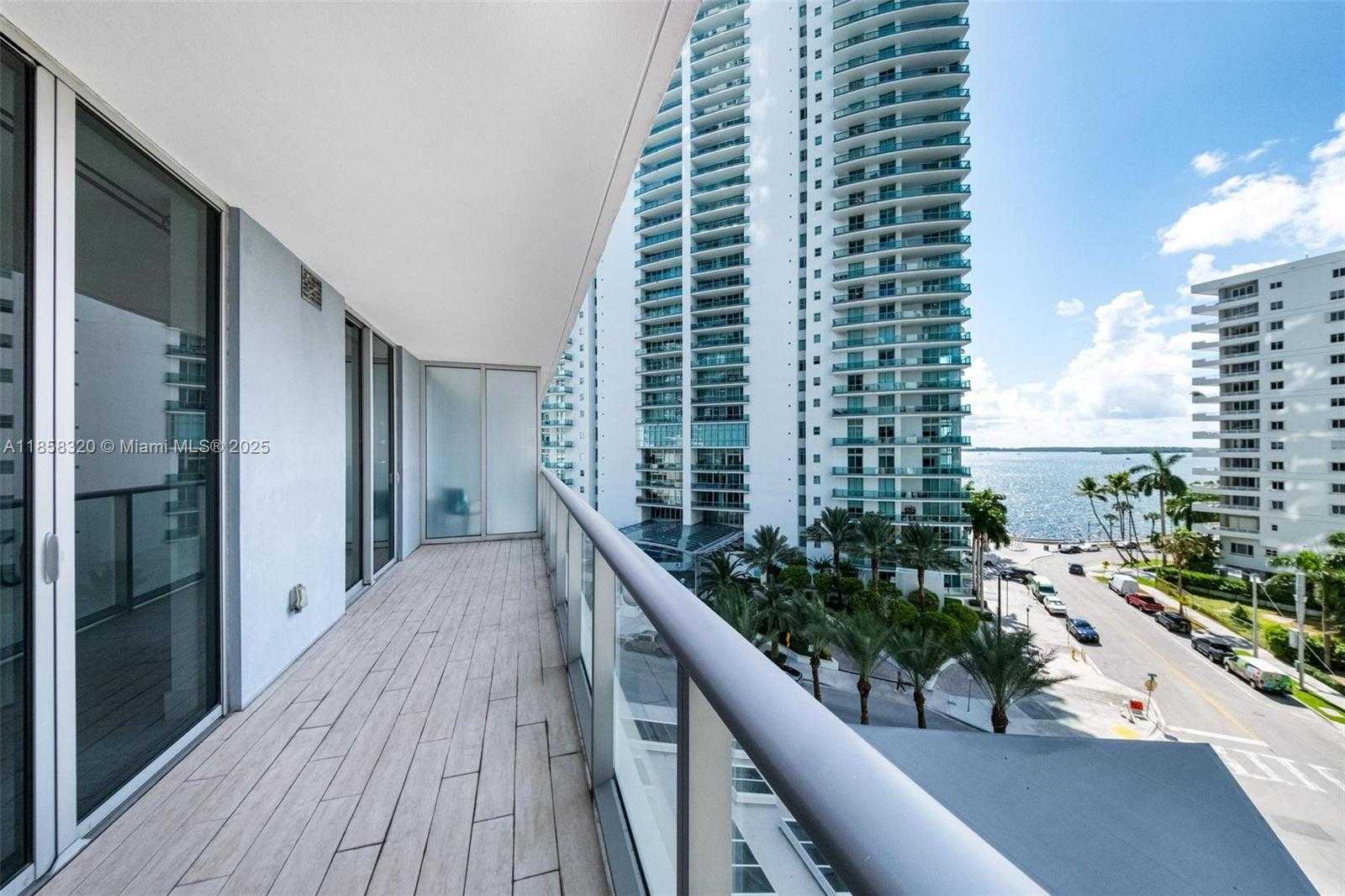 Small Image of 1300 BRICKELL BAY DR #704, Miami Number 2