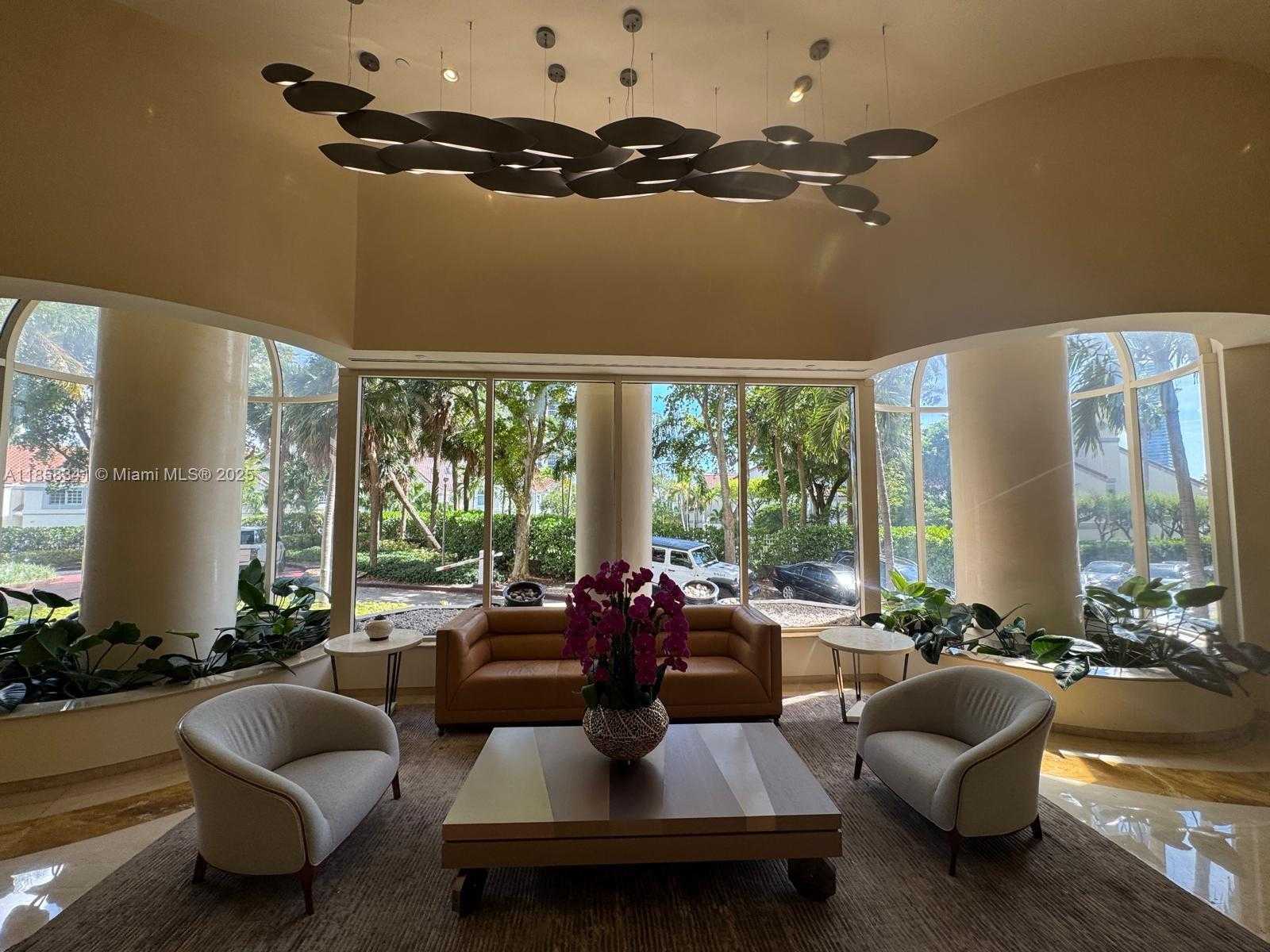 Small Image of 19355 TURNBERRY WAY #19F, Aventura Number 33