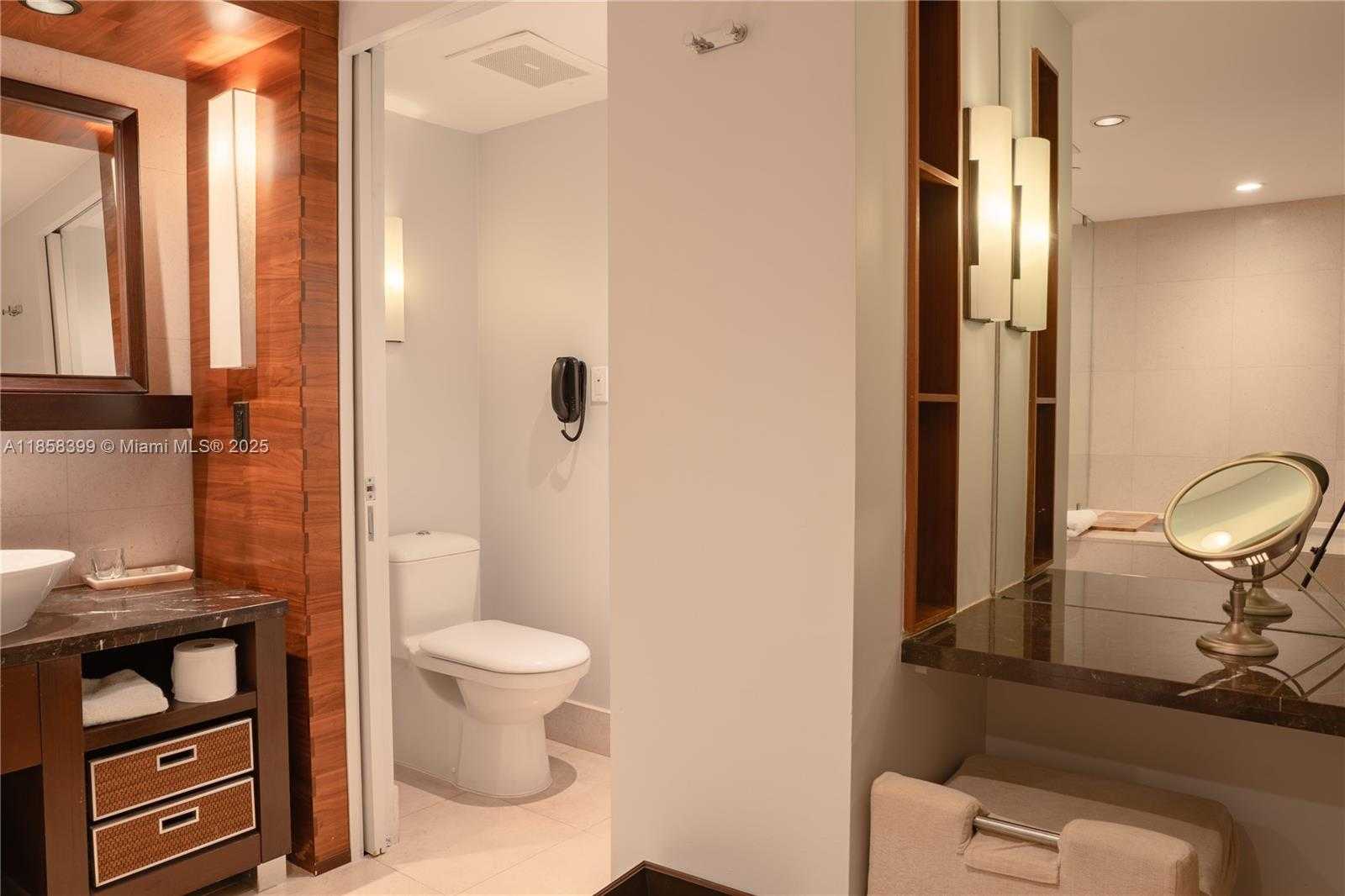 Small Image of 6801 COLLINS AVE #1002, Miami Beach Number 6