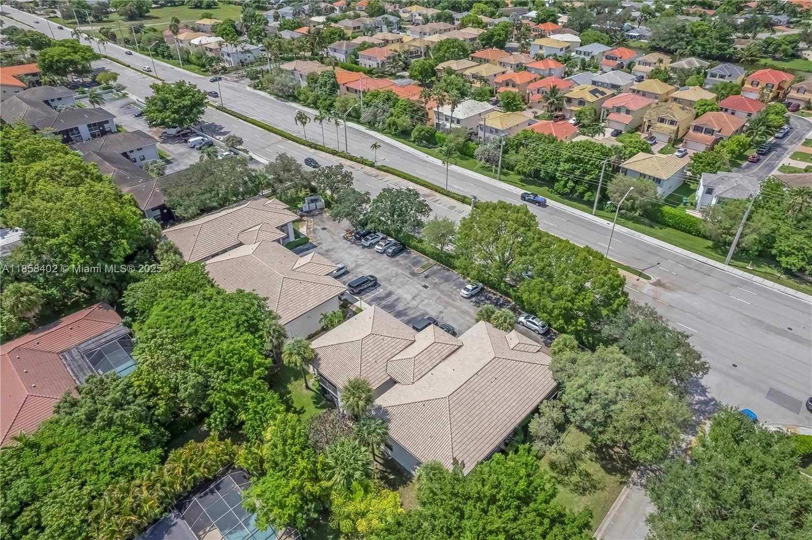 Small Image of 11160 WEST SAMPLE RD #11160, Coral Springs Number 20