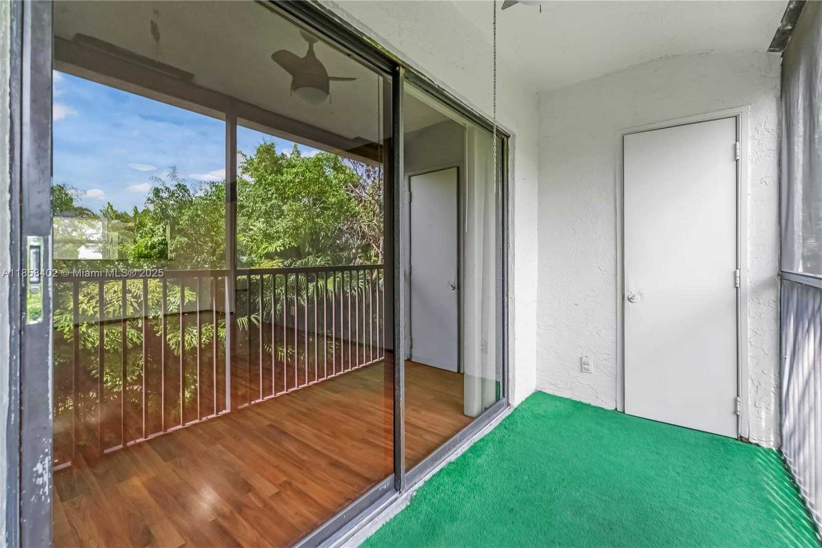 Small Image of 11160 WEST SAMPLE RD #11160, Coral Springs Number 44