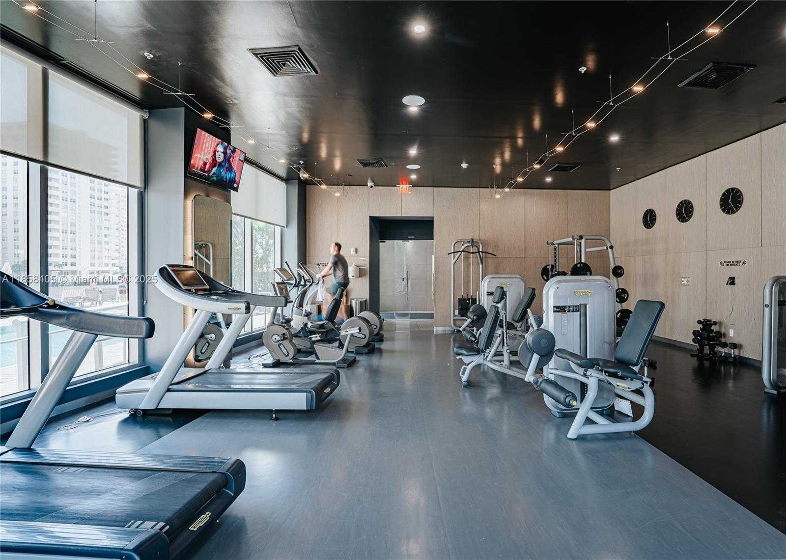 Small Image of 2602 EAST HALLANDALE BEACH BLVD #R706, Hallandale Beach Number 15