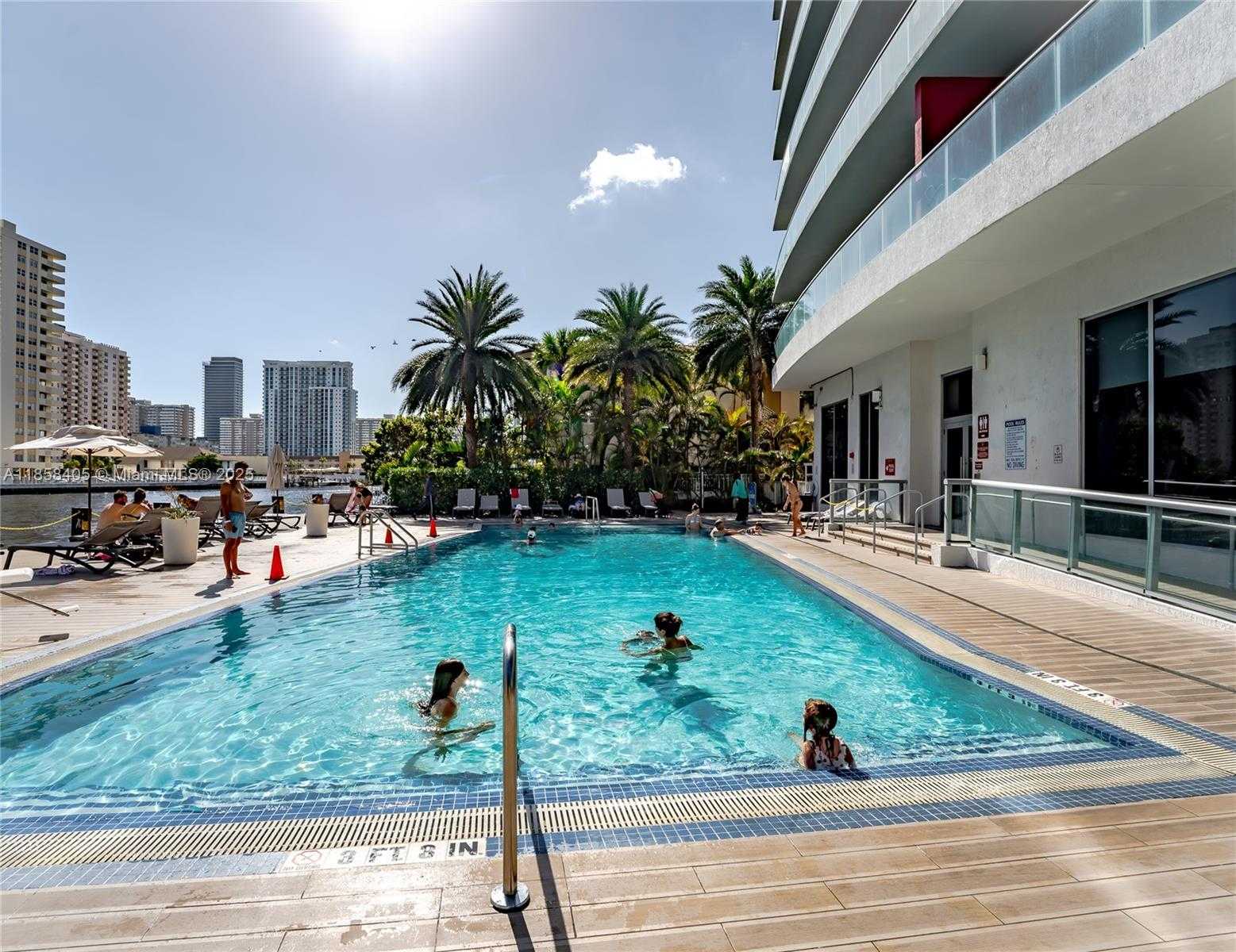 Small Image of 2602 EAST HALLANDALE BEACH BLVD #R706, Hallandale Beach Number 18