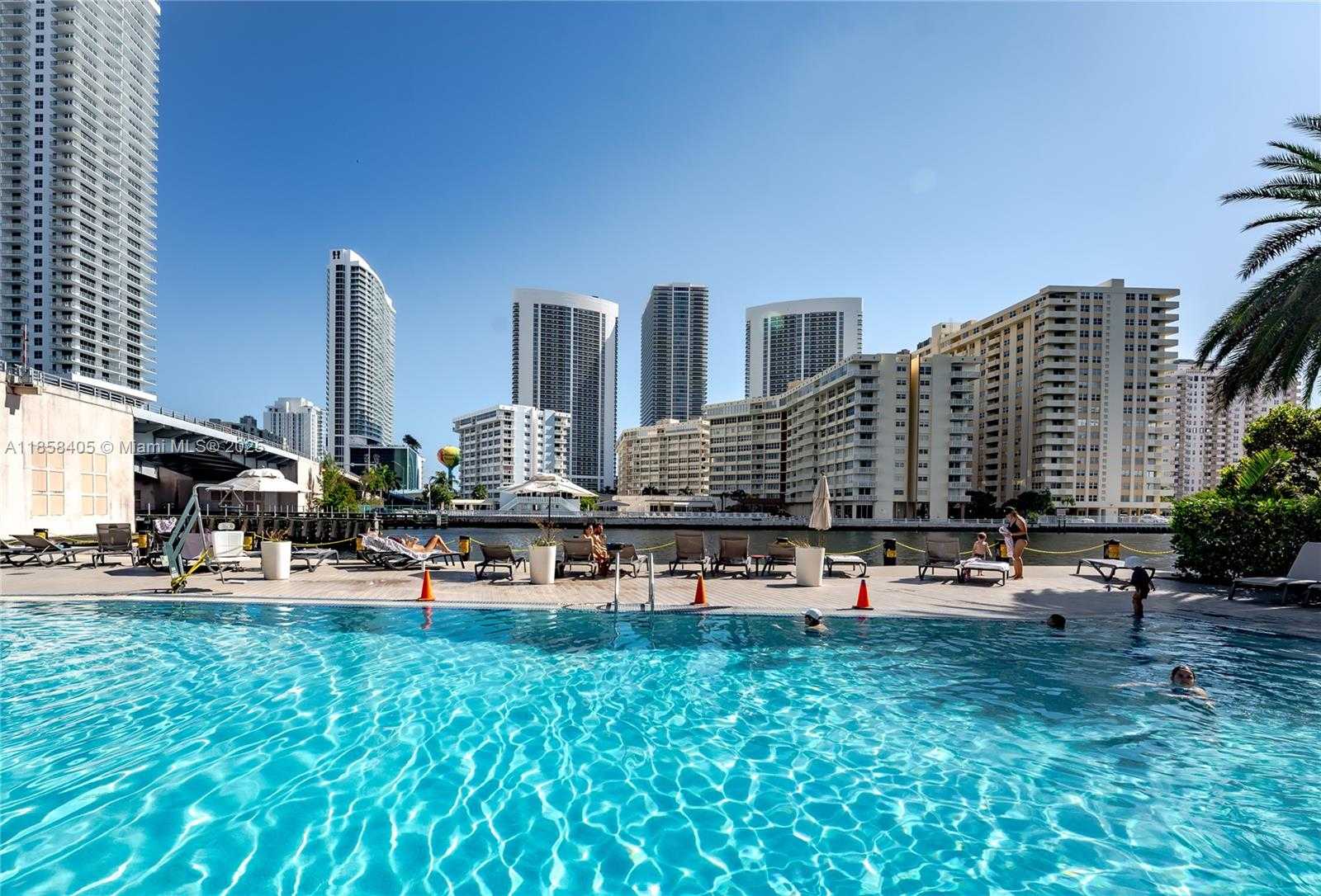 Small Image of 2602 EAST HALLANDALE BEACH BLVD #R706, Hallandale Beach Number 19