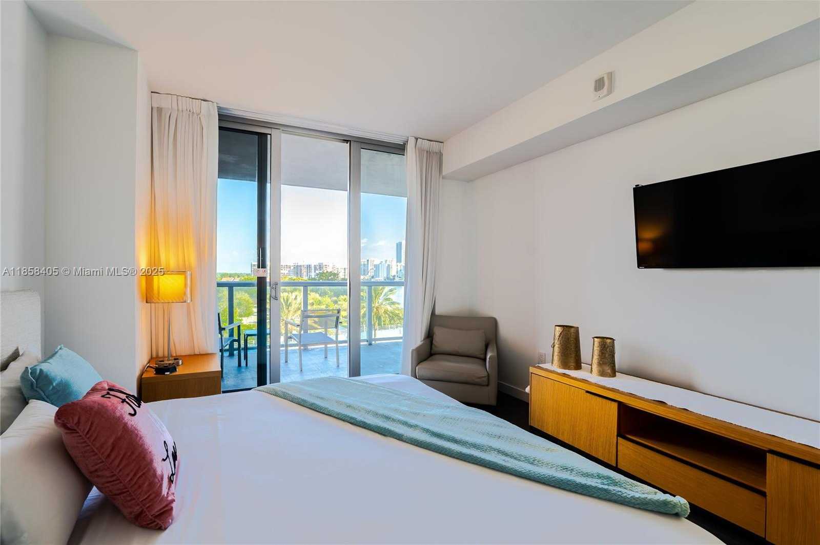 Small Image of 2602 EAST HALLANDALE BEACH BLVD #R706, Hallandale Beach Number 36