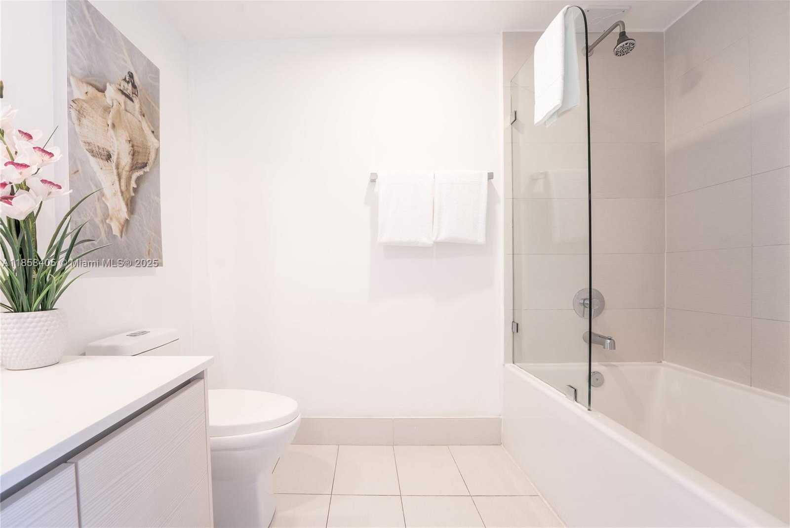 Small Image of 2602 EAST HALLANDALE BEACH BLVD #R706, Hallandale Beach Number 39
