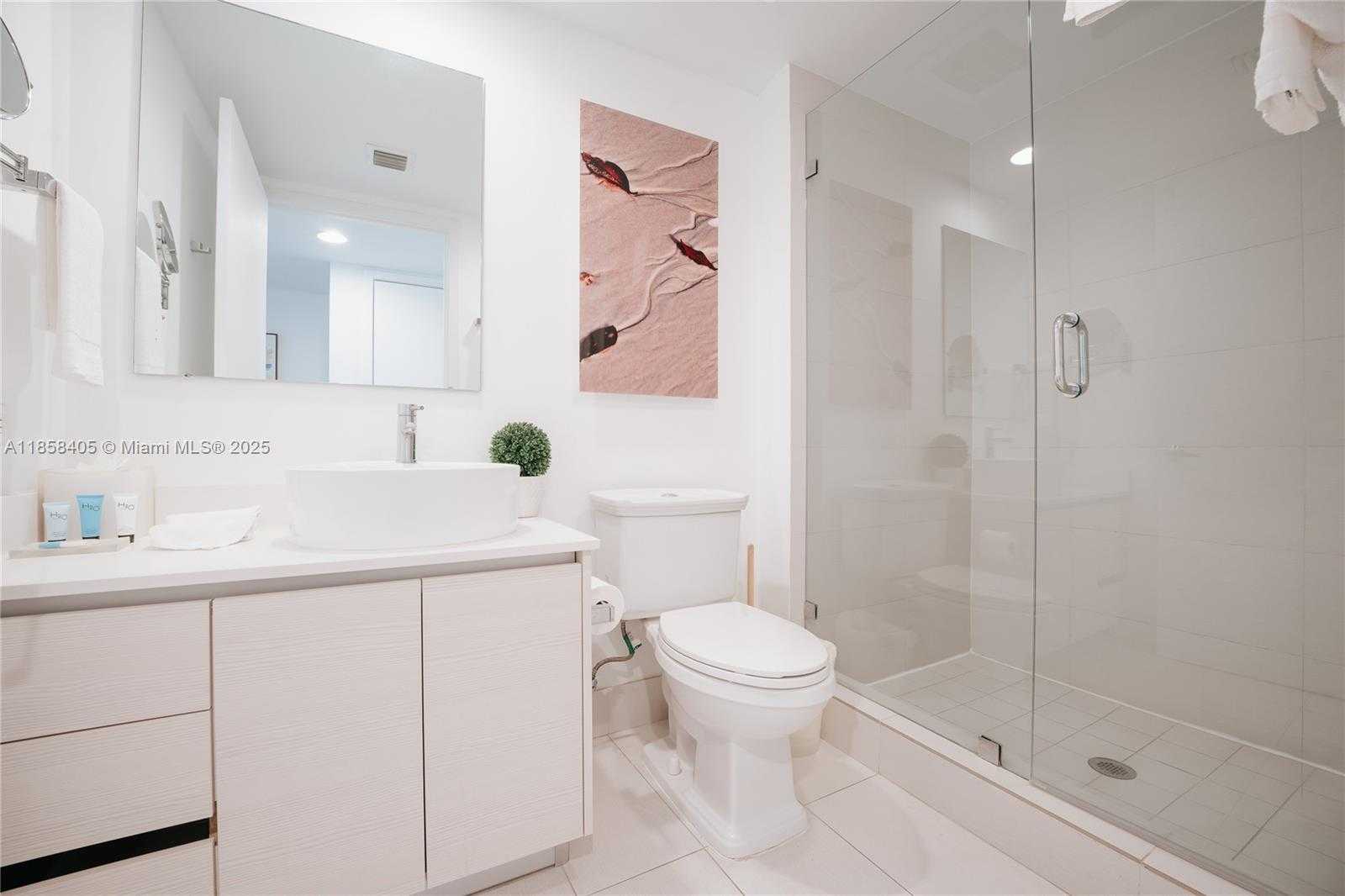 Small Image of 2602 EAST HALLANDALE BEACH BLVD #R706, Hallandale Beach Number 47