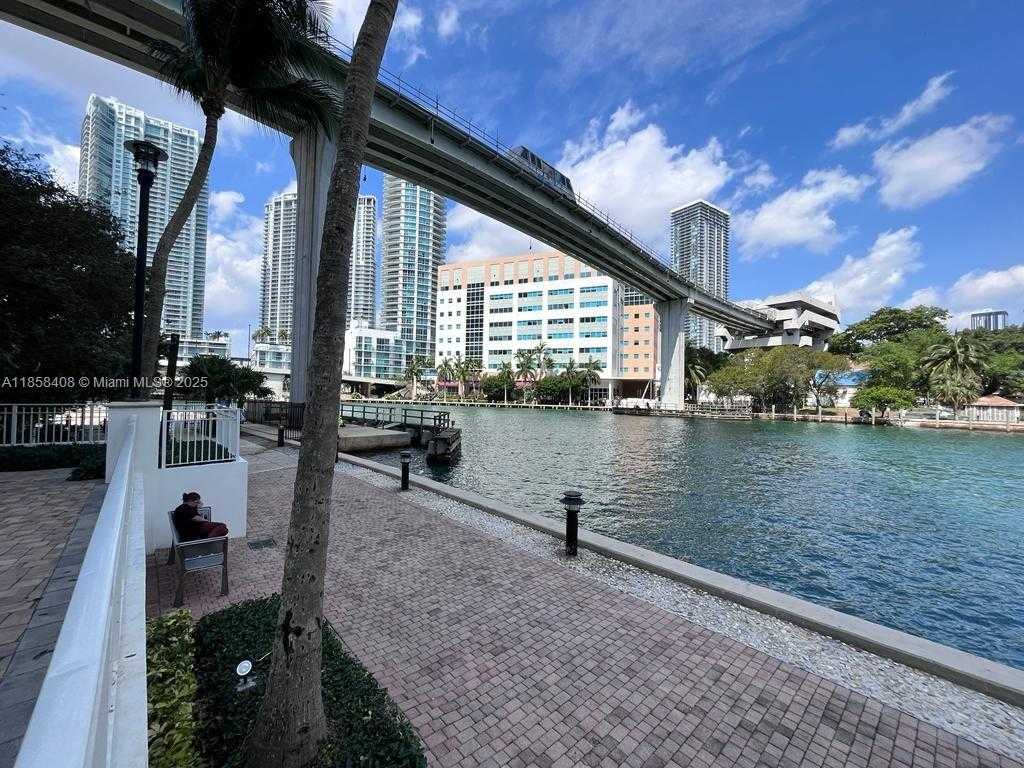 Small Image of 31 SOUTH EAST 5TH ST #2603, Miami Number 22