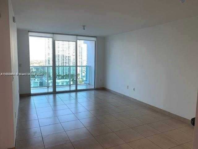 Small Image of 31 SOUTH EAST 5TH ST #2603, Miami Number 4