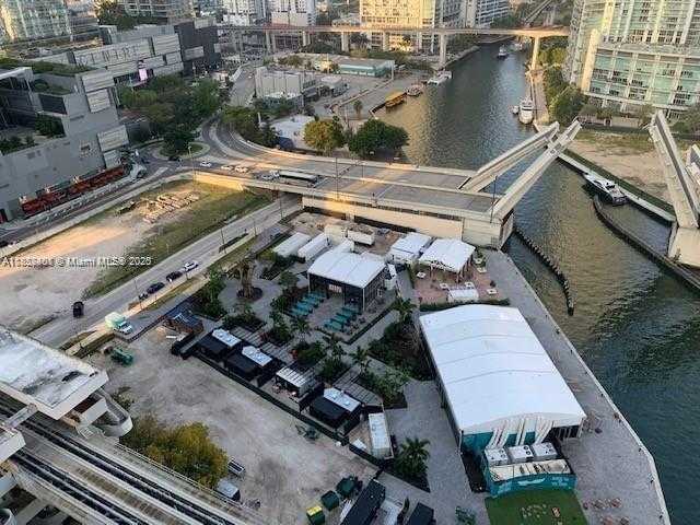 Small Image of 31 SOUTH EAST 5TH ST #2603, Miami Number 40