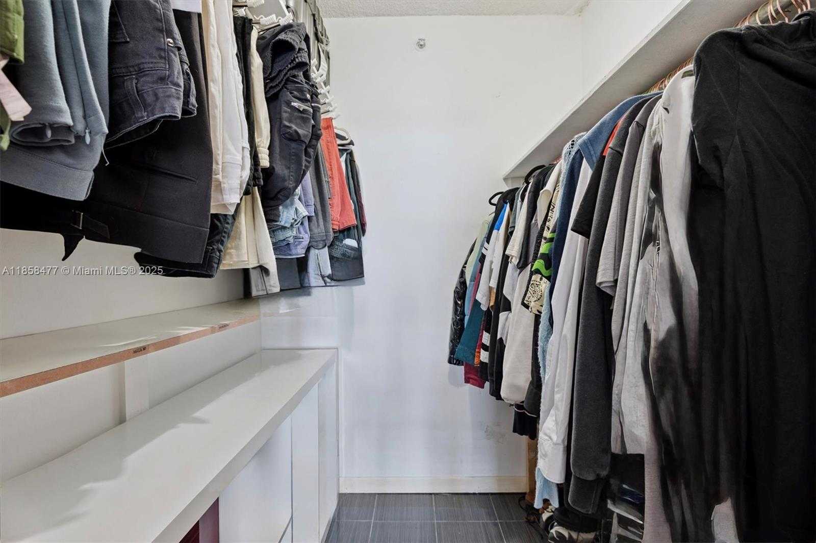 Small Image of 5601 COLLINS AVE #820, Miami Beach Number 11