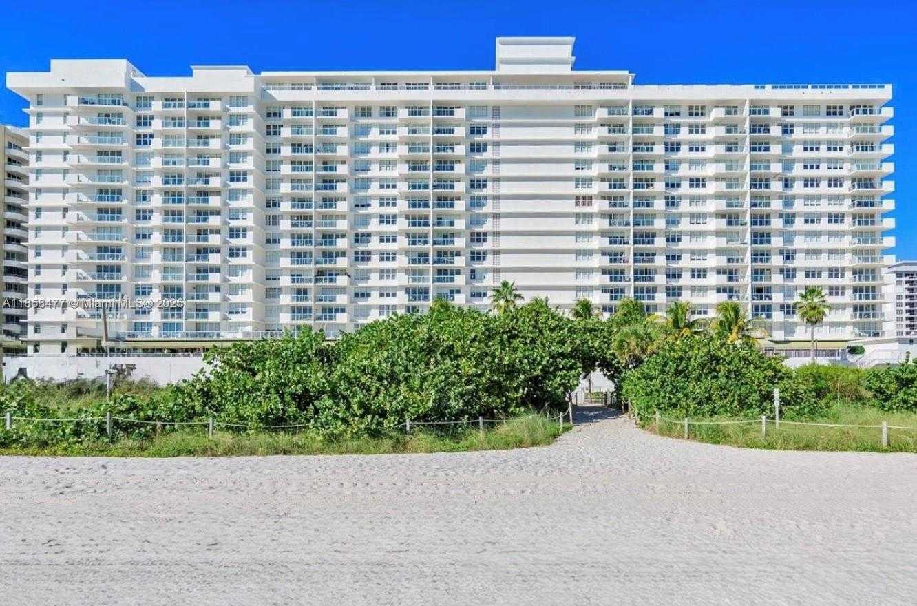 Small Image of 5601 COLLINS AVE #820, Miami Beach Number 24