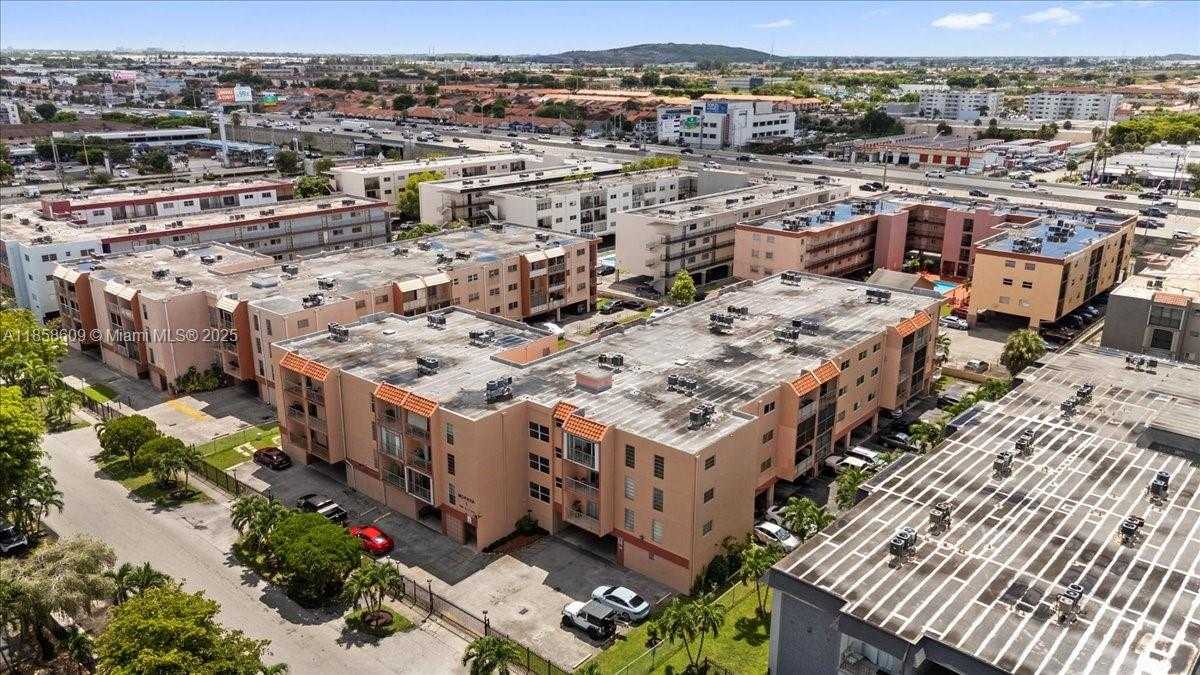 Small Image of 6190 WEST 19TH AVE #202, Hialeah Number 17