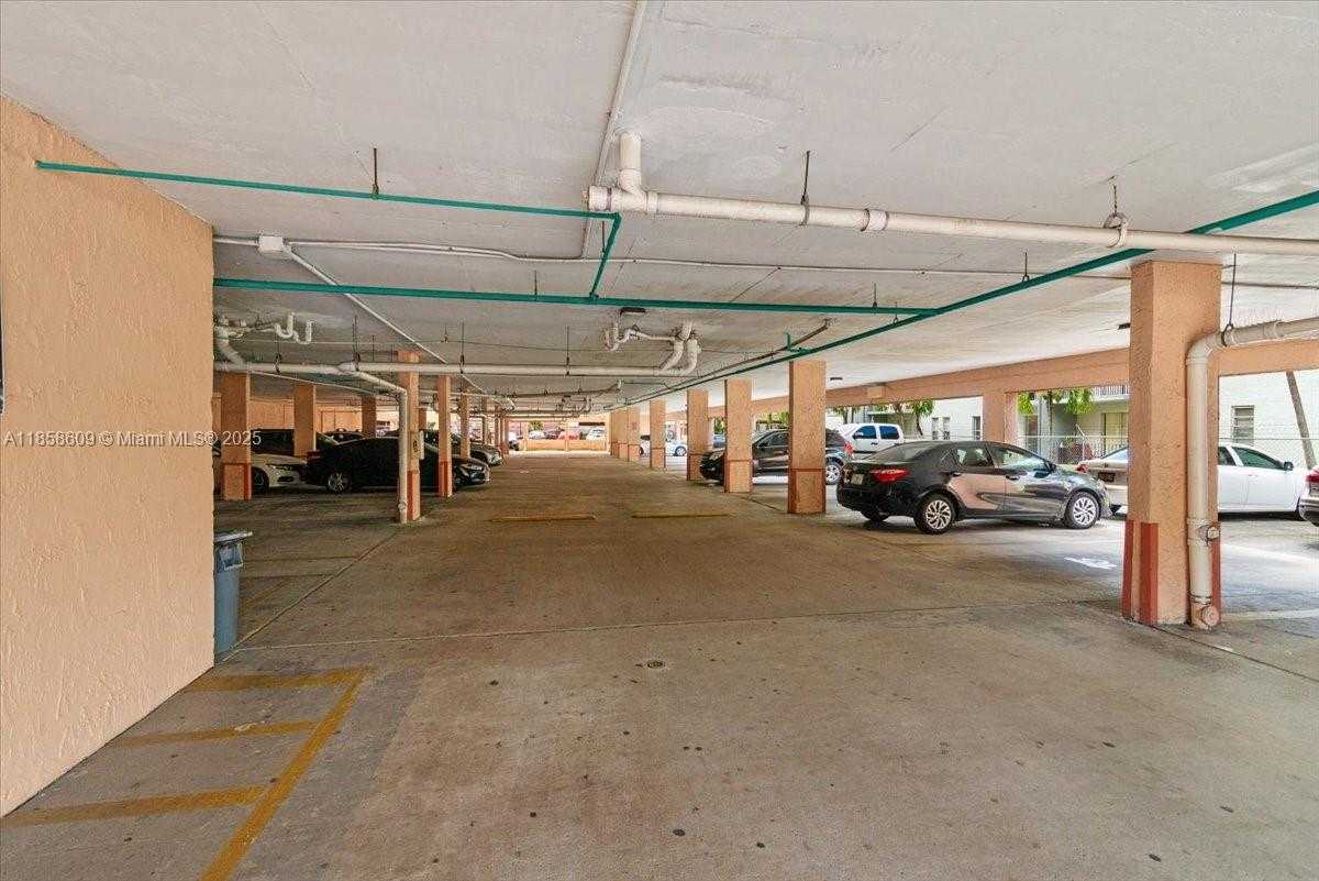 Small Image of 6190 WEST 19TH AVE #202, Hialeah Number 21