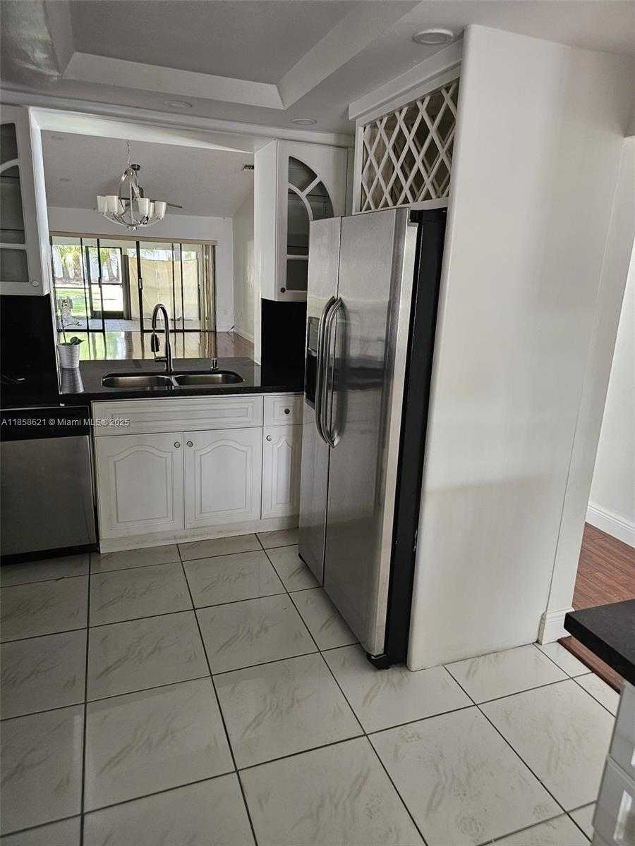 Small Image of Weston Number 7