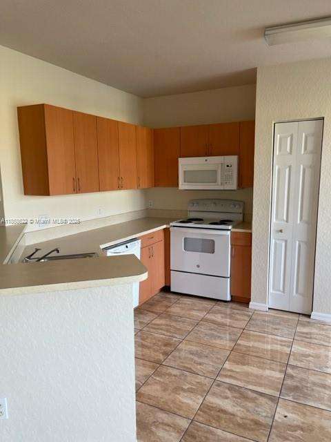 Small Image of 1807 BELMONT LN #1807, North Lauderdale Number 9