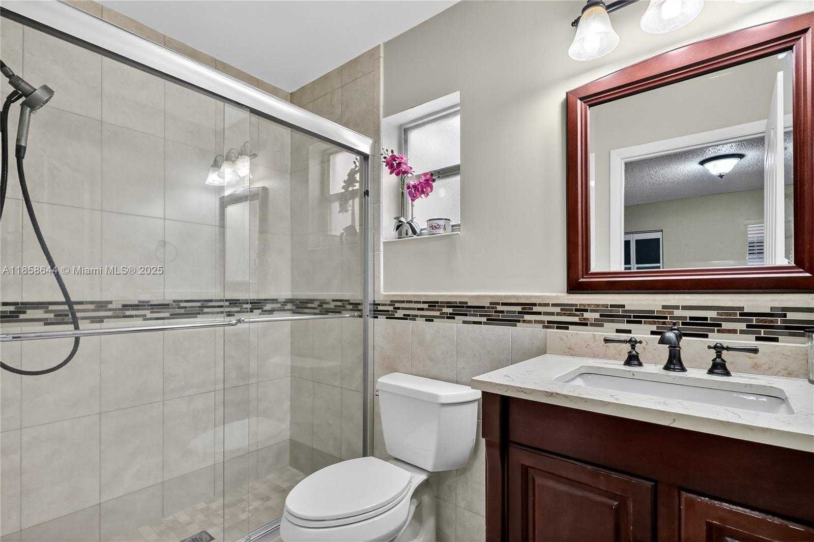Small Image of 6570 WEST 2ND CT #19C, Hialeah Number 14