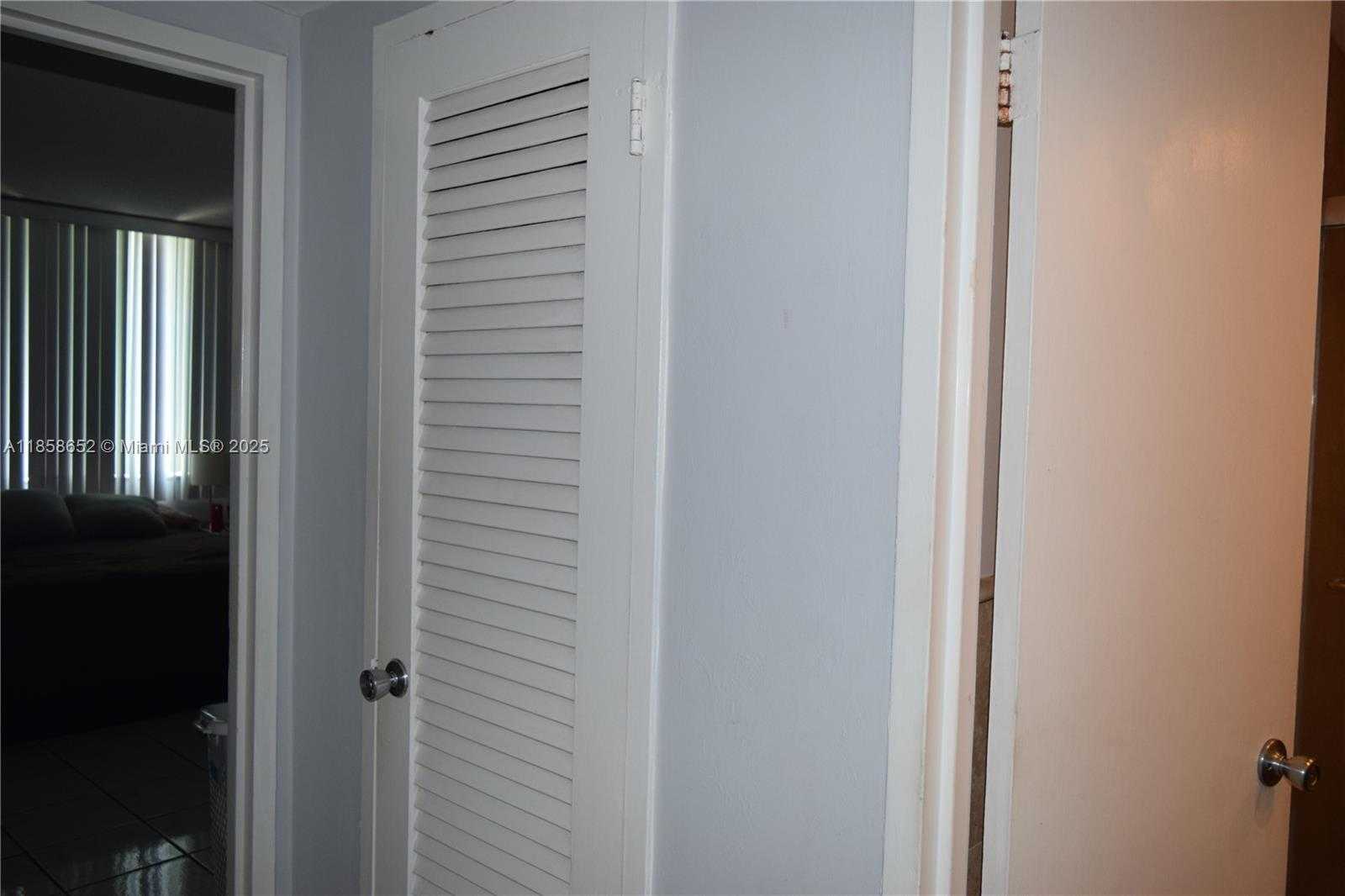 Small Image of 1865 79TH ST CSWY #4C, North Bay Village Number 22