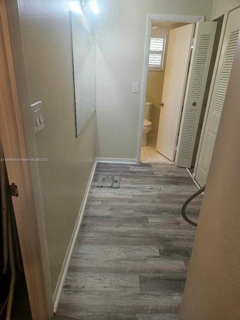 Small Image of 404 NORTH WEST 68TH AVE #405, Plantation Number 11
