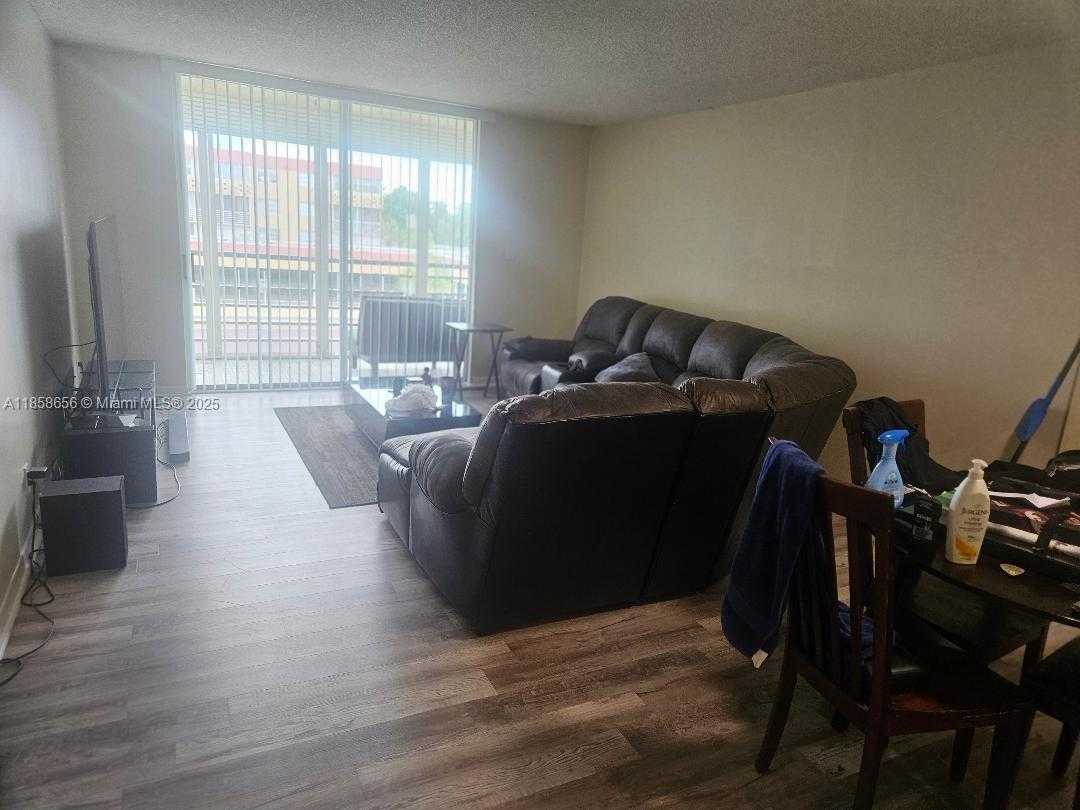 Small Image of 404 NORTH WEST 68TH AVE #405, Plantation Number 12