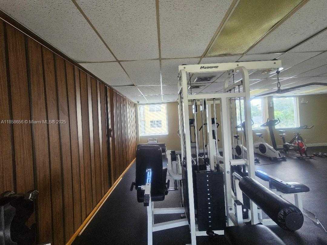 Small Image of 404 NORTH WEST 68TH AVE #405, Plantation Number 17