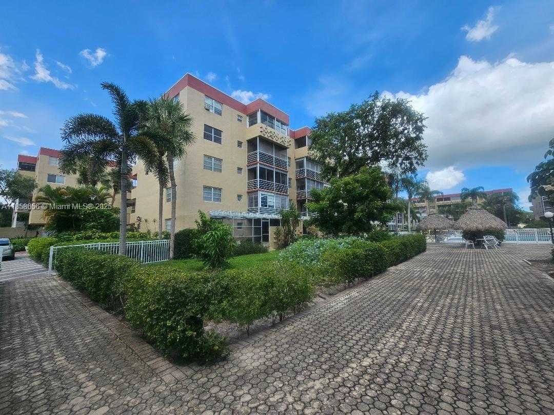 Small Image of 404 NORTH WEST 68TH AVE #405, Plantation Number 22